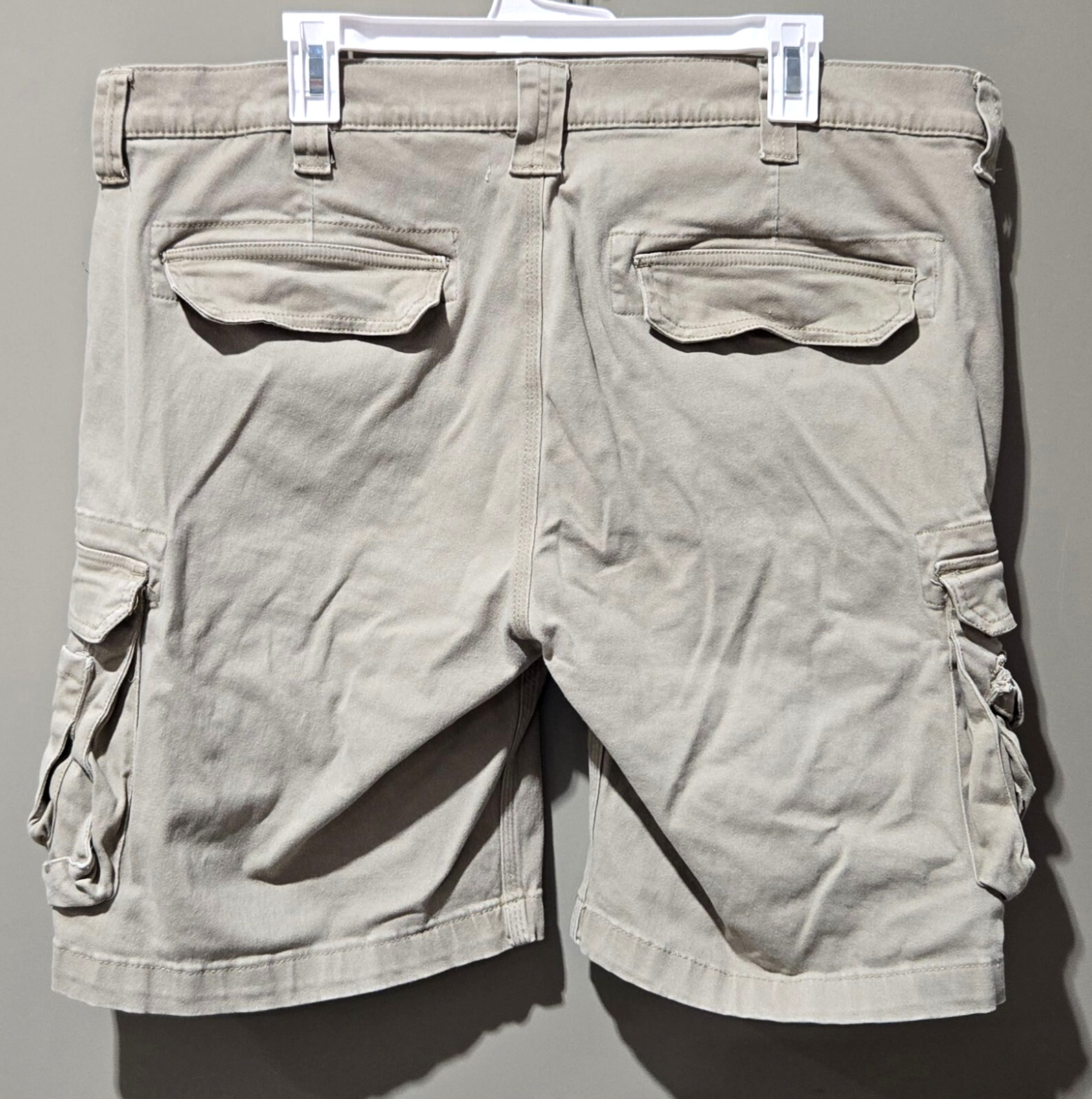 KEY Brand Size 38 Classic Tan Relaxed Fit Cargo Shorts 8.75 Inseam 20.5 Outseam