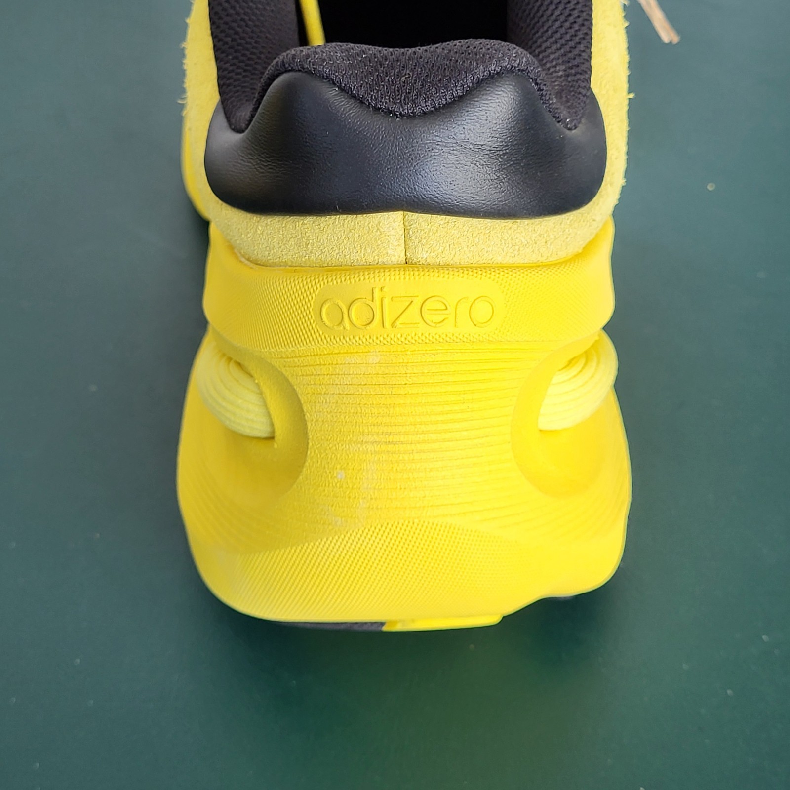 Adidas AdiZero Goukana (Yellow/Light Yellow) Men’s Sz 9.5 Running Shoes JP7177