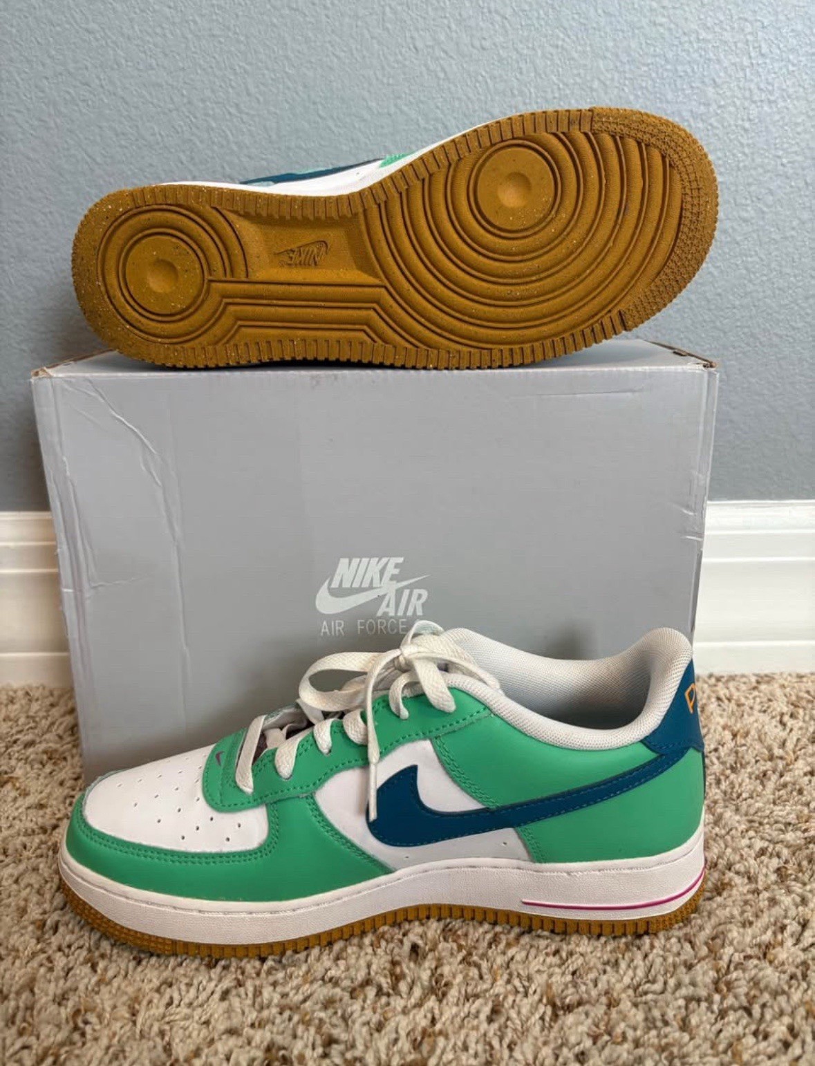 Nike Air Force 1 LV8 BG Unisex Kids White/Green/Blue Sneaker 7Y FJ4613-100