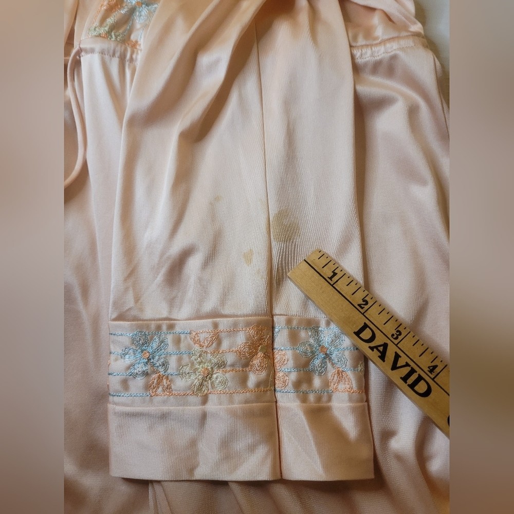 Source Unknown Peach Long Nightgown with Floral Embroidery