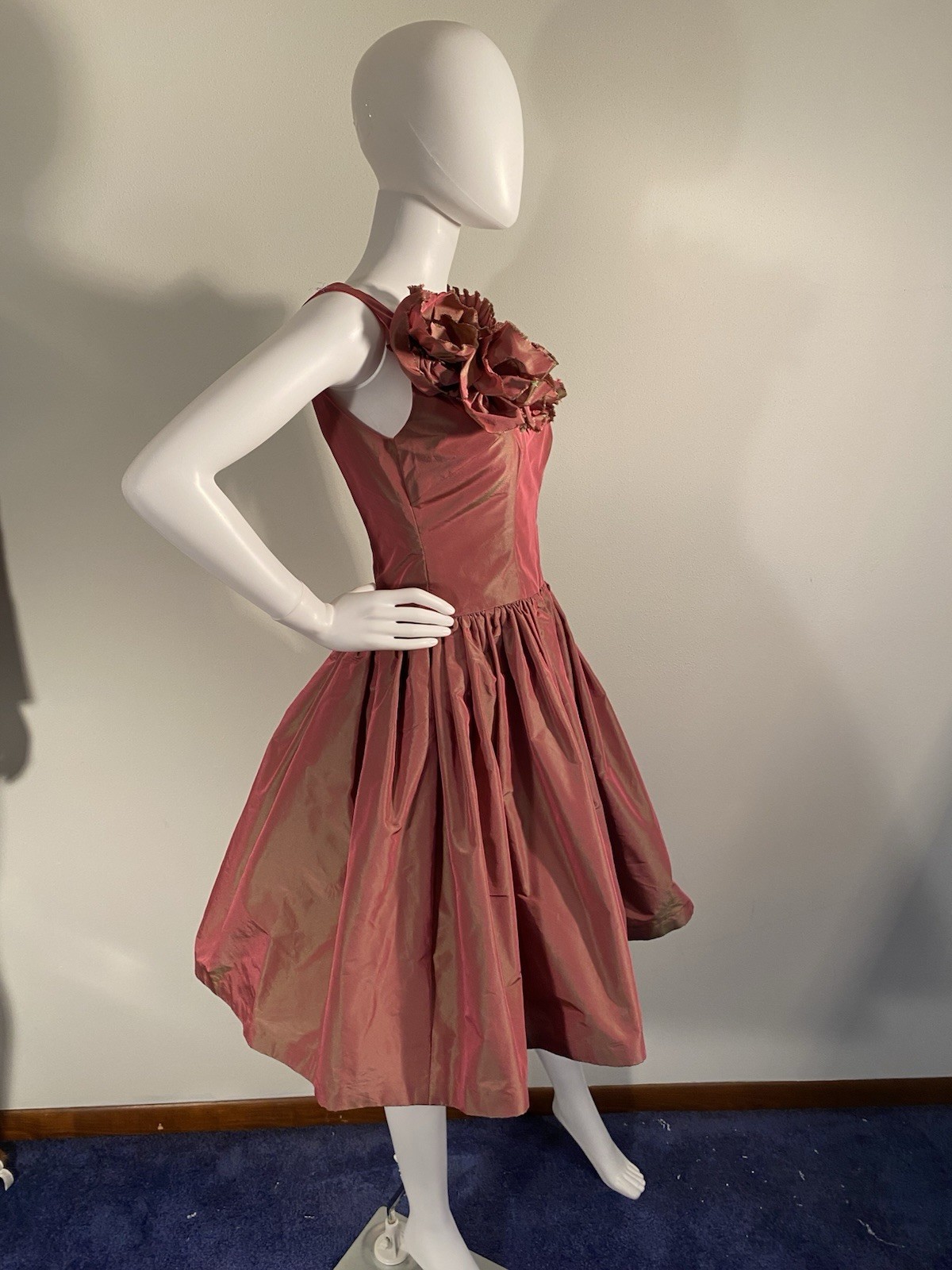 A Retro 50’s Style Pink Sharkskin Taffeta Party Dress By Shantel Regier Sz 6