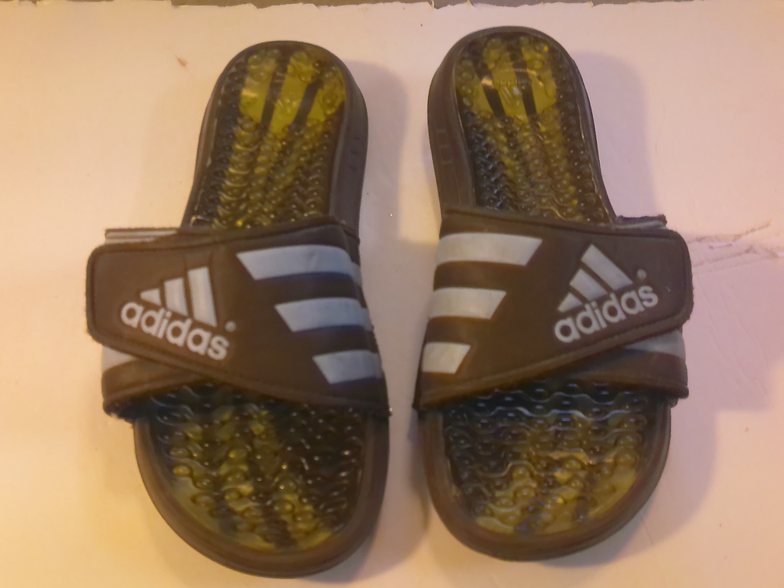 Adidas Men’s Size 9 Comfort Slide Sandals Brown And Blue