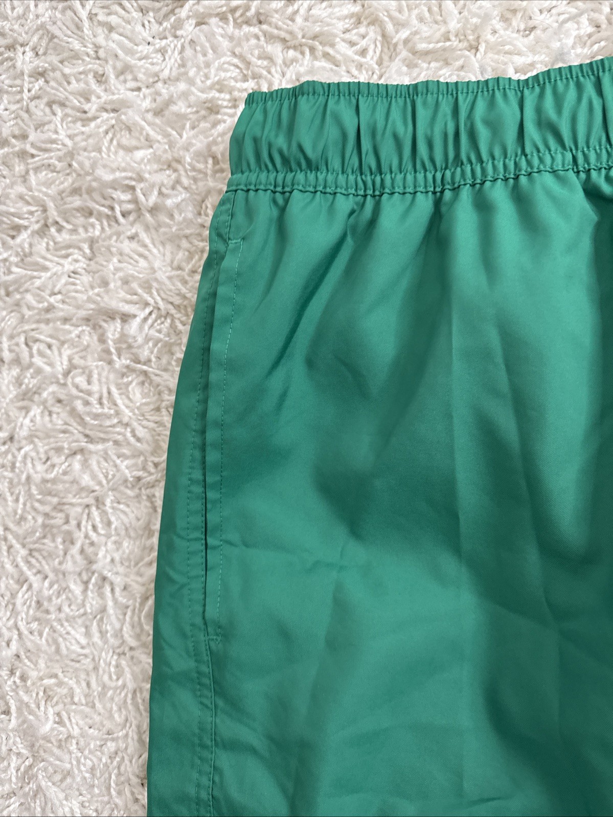 Nike Standard Fit Above Knee Length Men Shorts XL Kelly Green Pockets Mesh Liner