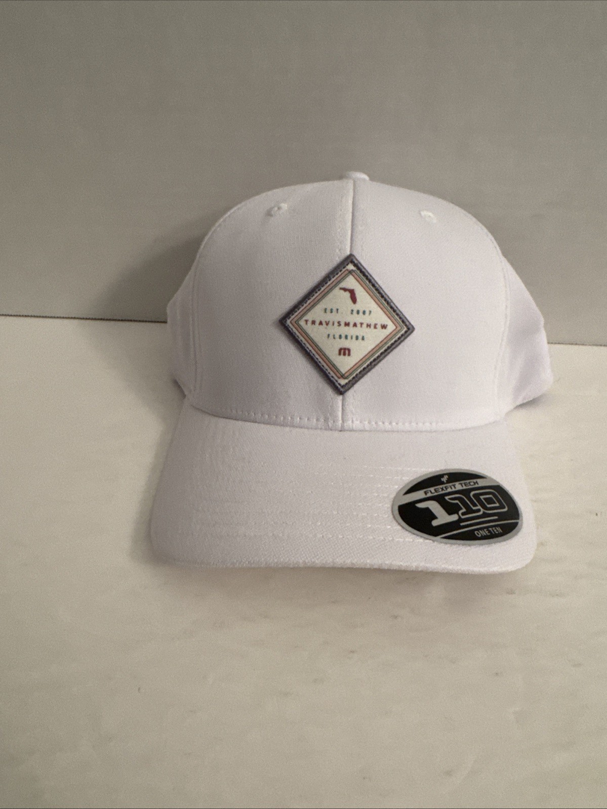 Travis Mathew Florida FlexFit Cap Tech 110 Snapback Golf Hat Men’s NWT NEW