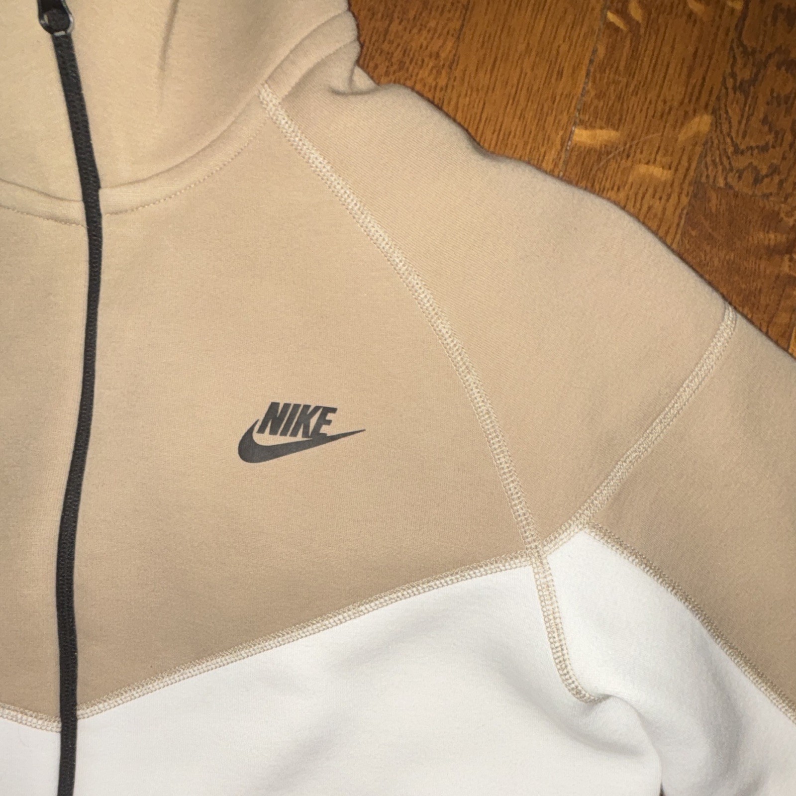Nike Men’s M Colorblock Full Zip Fleece Hoodie w/ Pockets Beige White Black