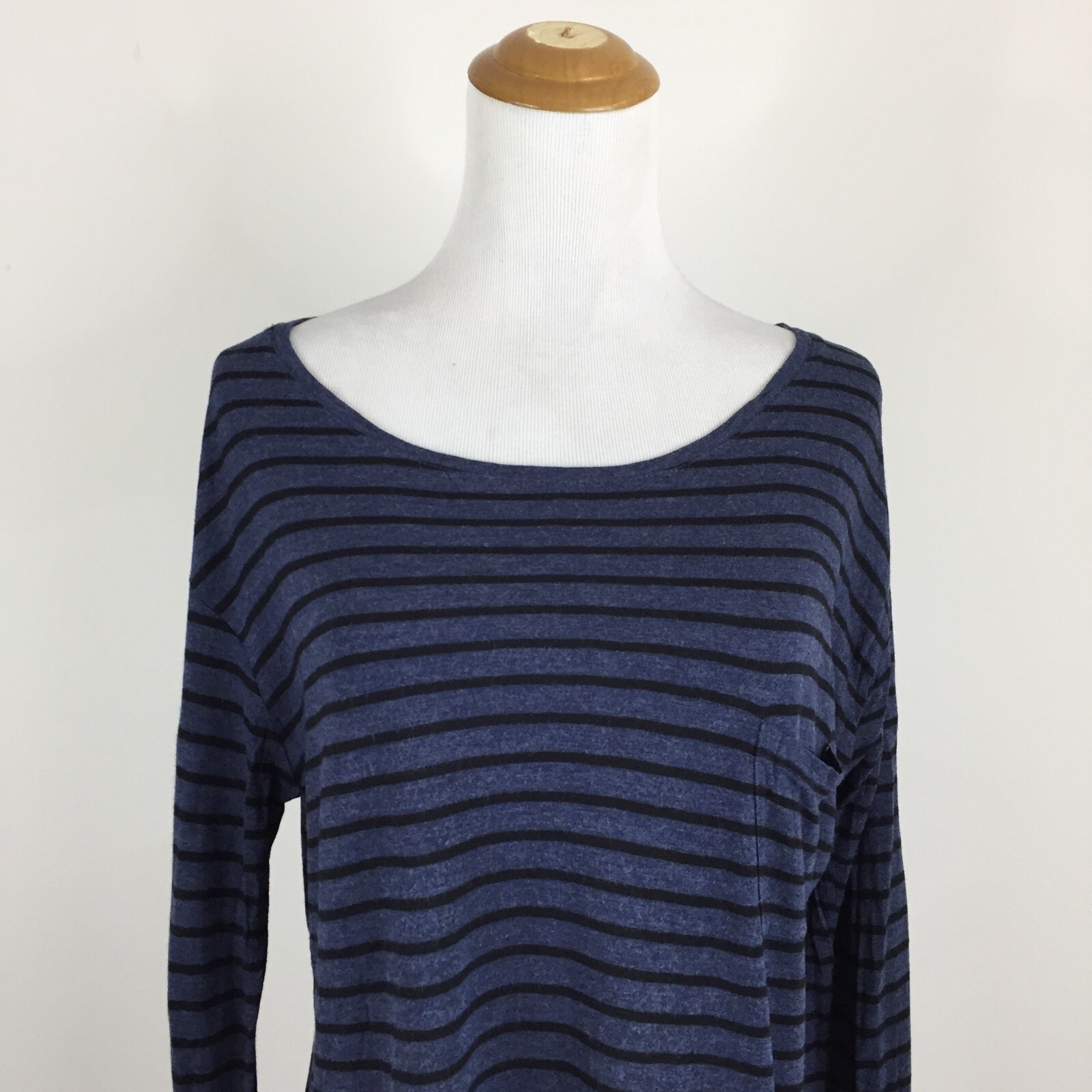 VINCE Womens sz Small/Medium Dark Blue Black Striped Long Sleeve Shirt