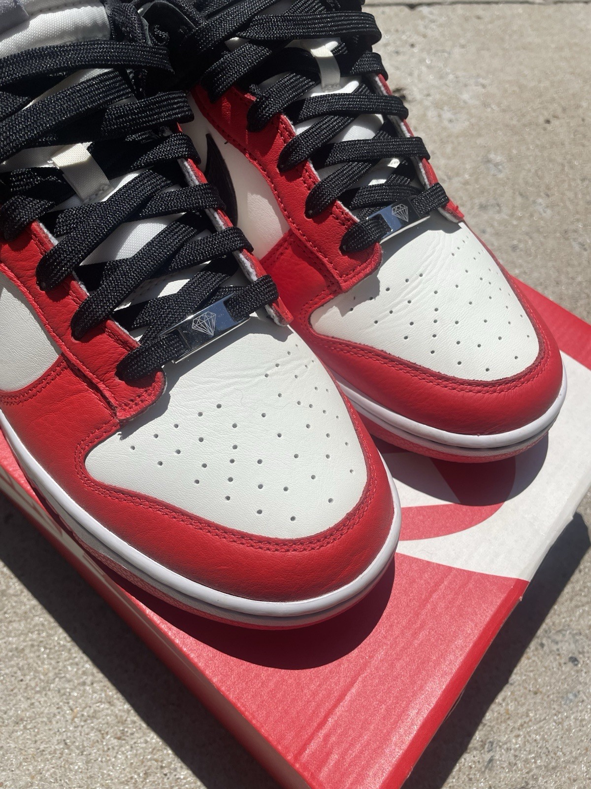 Size 10 – Nike Dunk Low EMB x NBA 75th Anniversary – Bulls 2021