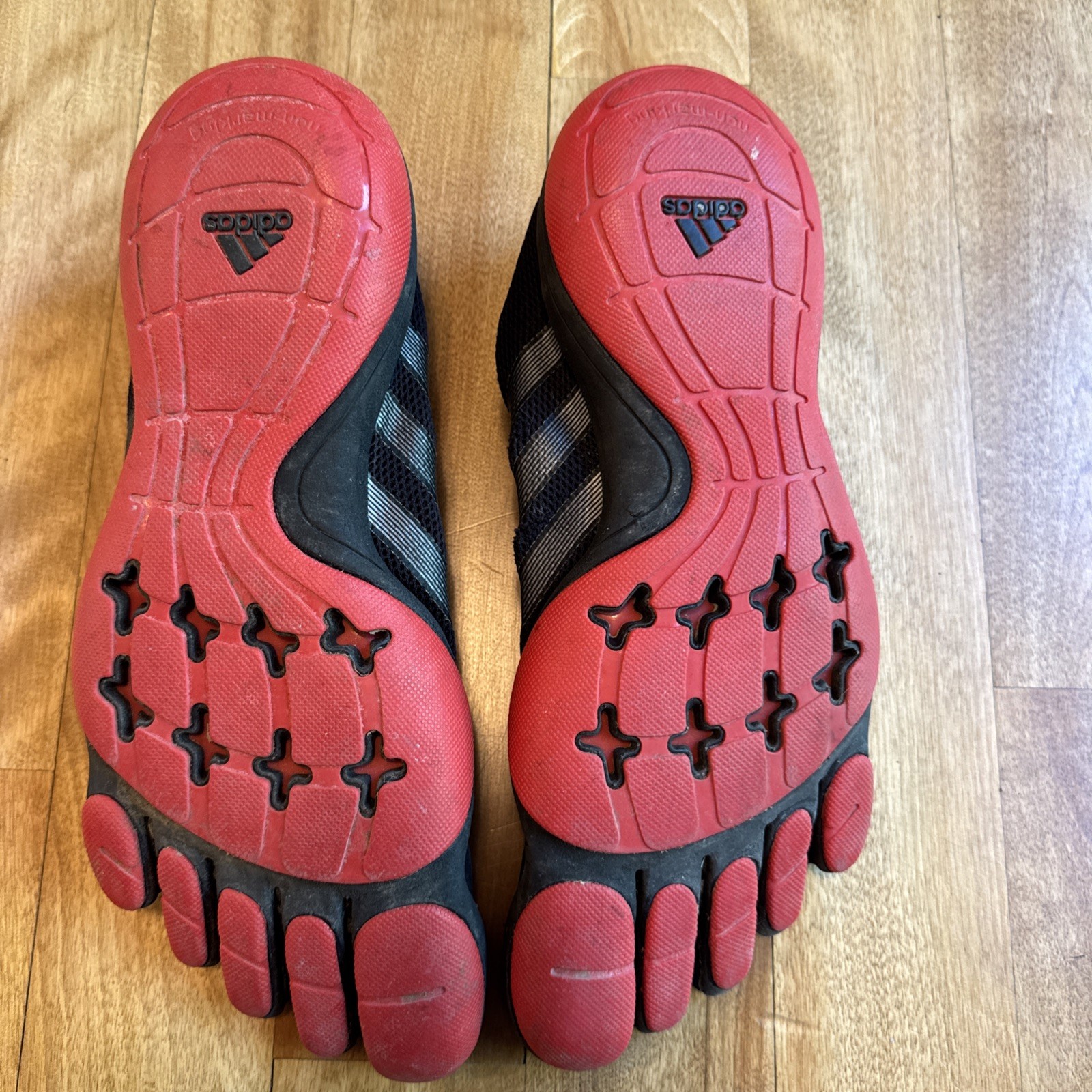 Men’s 13 M Adidas Adipure Trainer Barefoot Running Shoes Black Red Flat