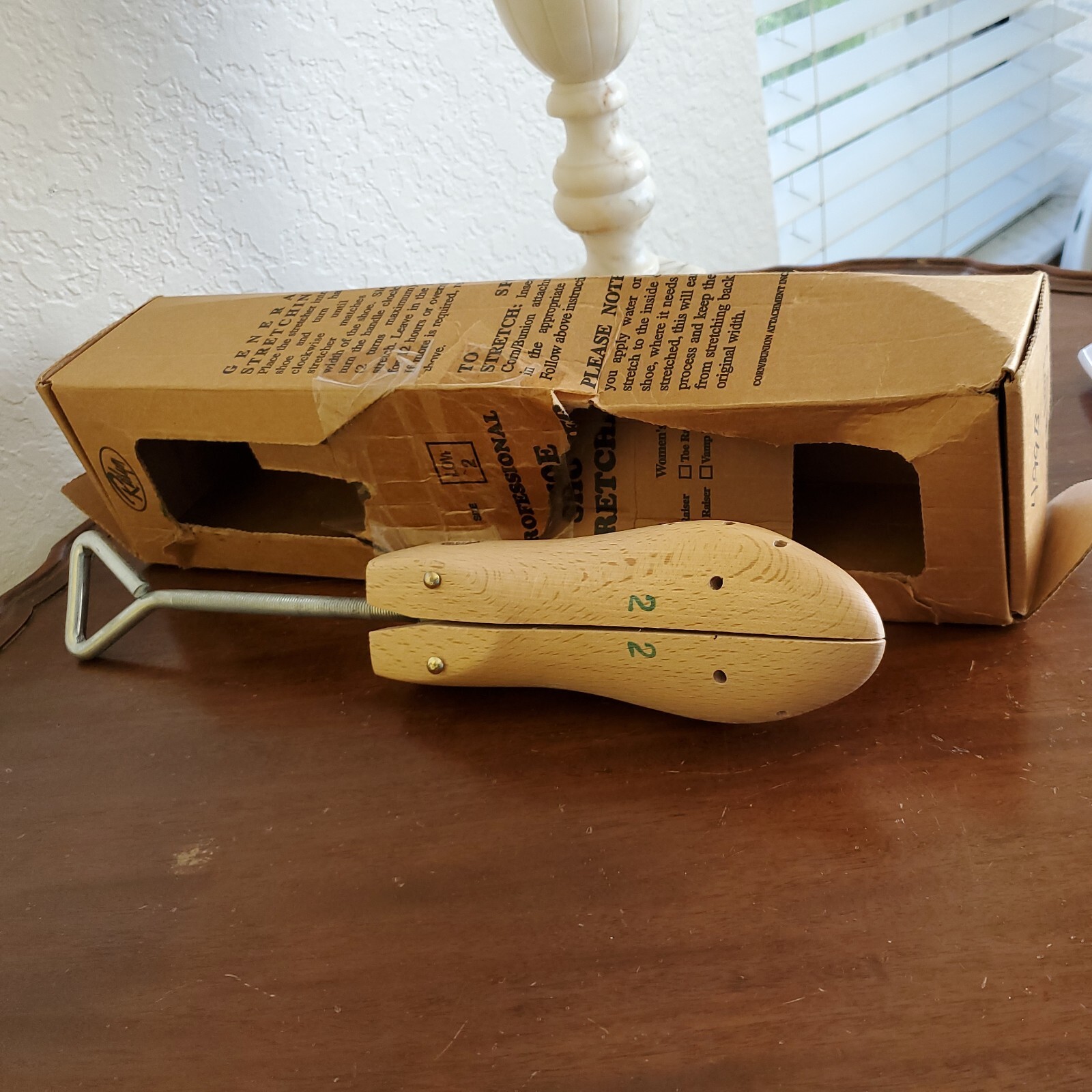 Ralyn Professional Shoe Stretcher Wooden Shoe Stretcher Size Low 2