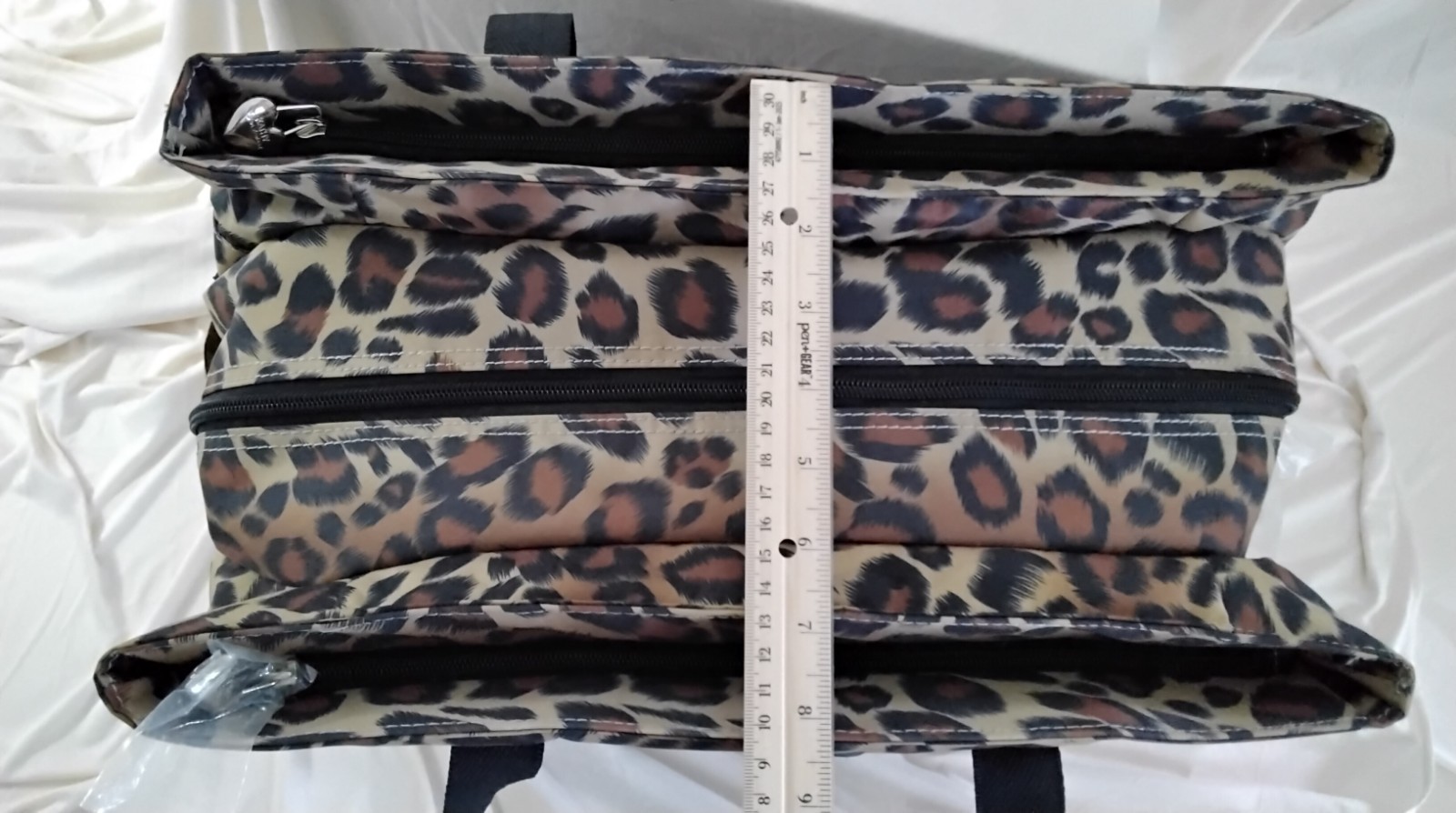 NWT Kathy Van Zeeland Travelware Leopard Cat Walk Bag Duffle Carry On Briefcase