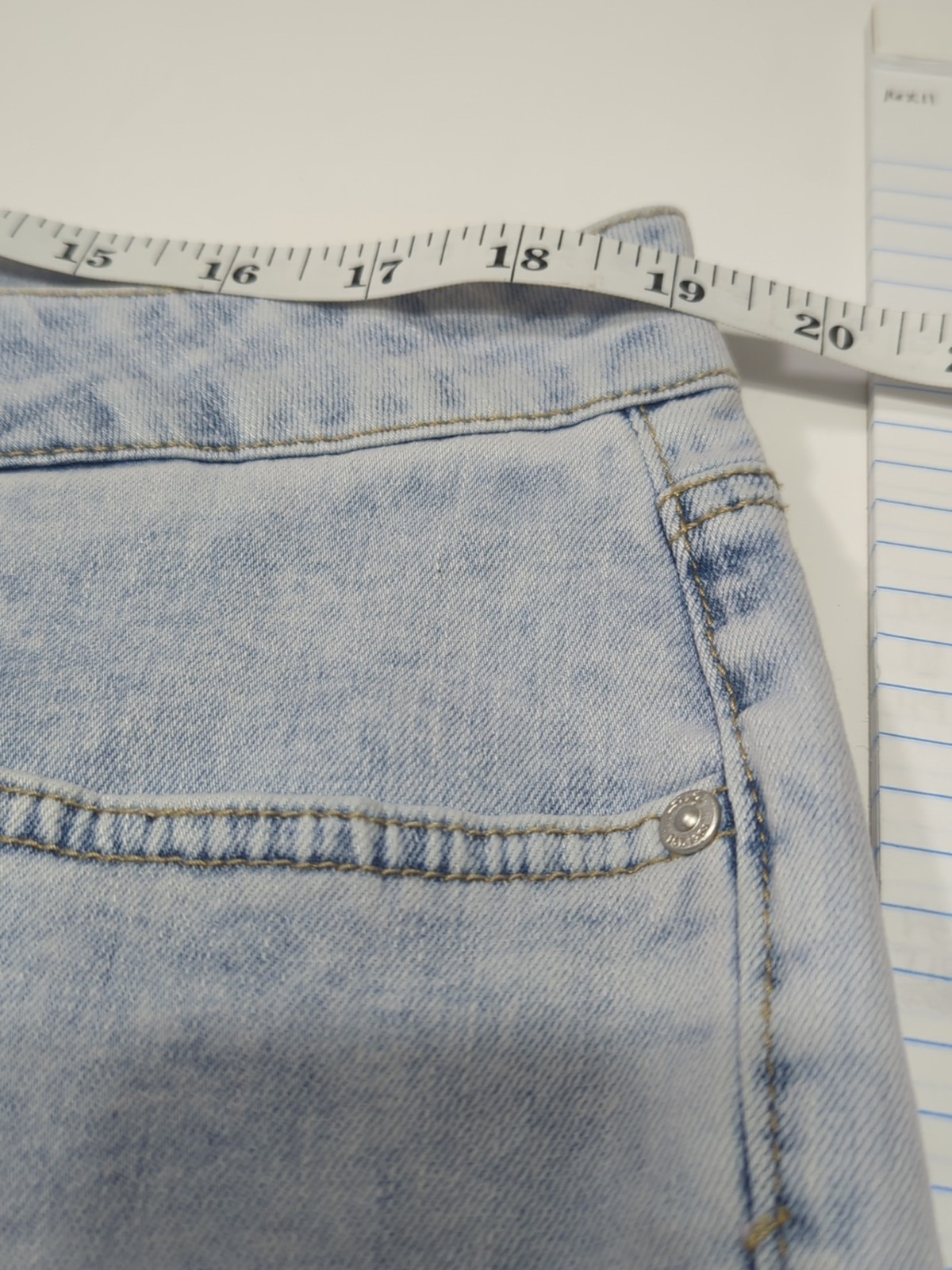 Seven7 Women’s Relaxed Bermuda Mid Rise Stretch Denim Cuffed Short LynxSz 16 NWT