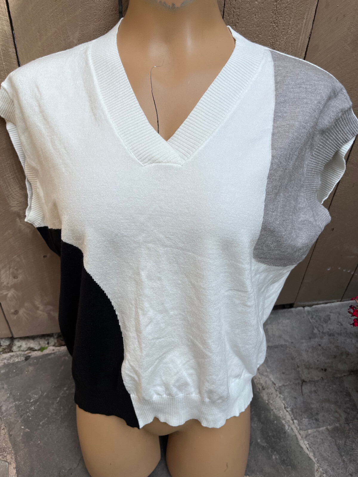 Aaeda White/Black/Gray Cap Sleeve Sweater – Women’s XL – NEW