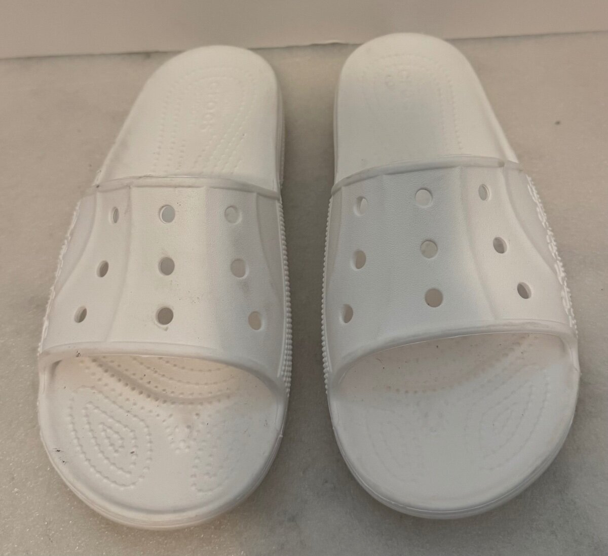 Crocs White Unisex Baya Slide Sandal Women’s 9 ~ Men’s 7