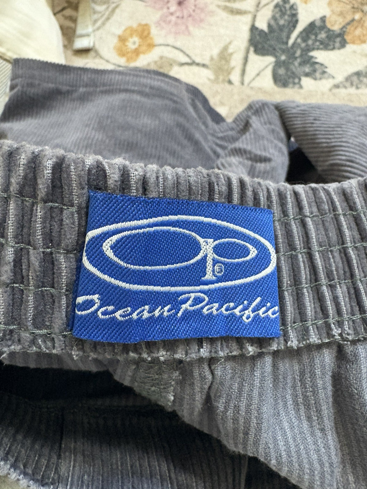 Vintage Ocean Pacific Longriders Surf Corduroy Shorts purple size 30