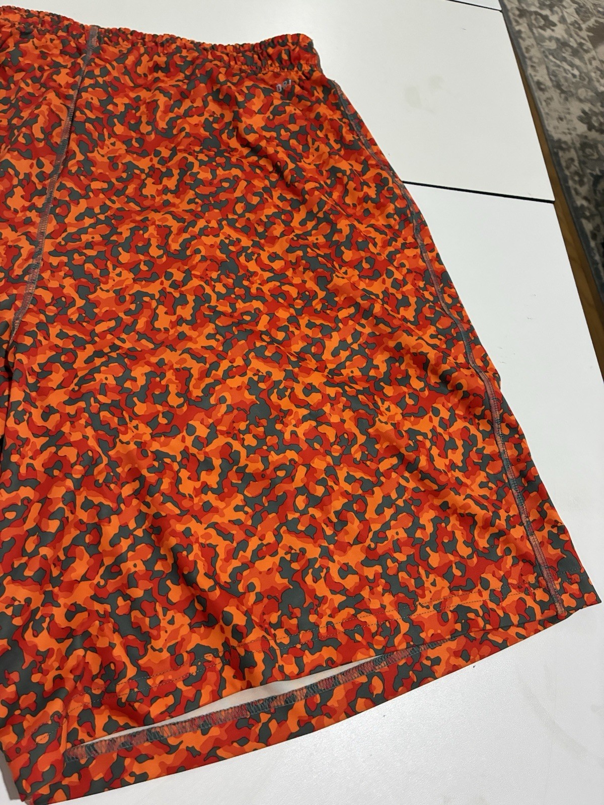 Nike Shorts 2XL Orange Camo 10″ Inseam Running Club Training Sports Retro Hoops