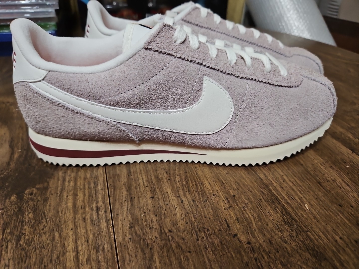 Men Sz 9.5 Nike Cortez SE College Gray Sail HF3142-001