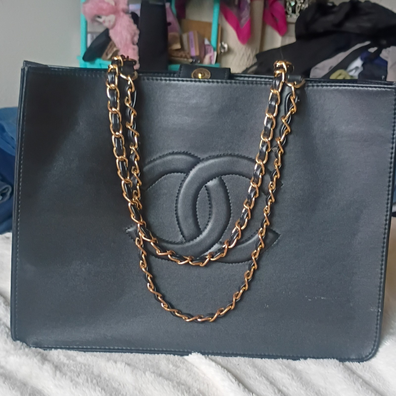 CHANEL Black Quilted Tote Bag Gold Chain Strap Red Lining Zip/Snap Large