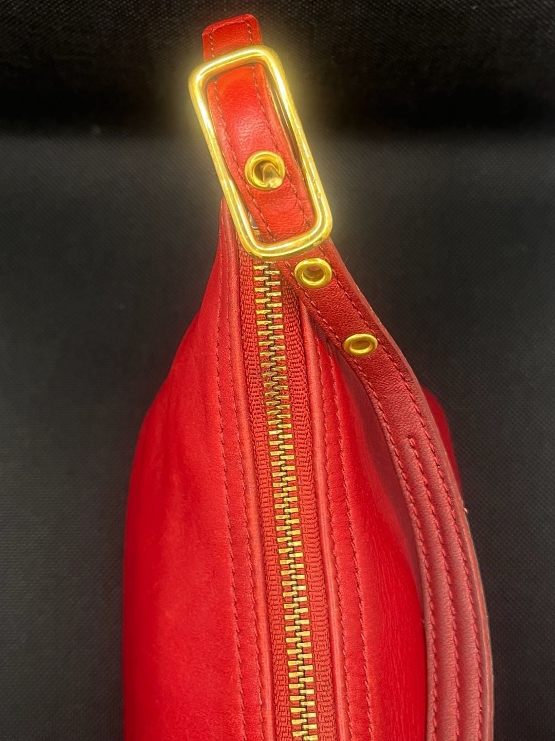 Vintage Coach Red Glovetanned Leather West Small Hobo Bag 9844