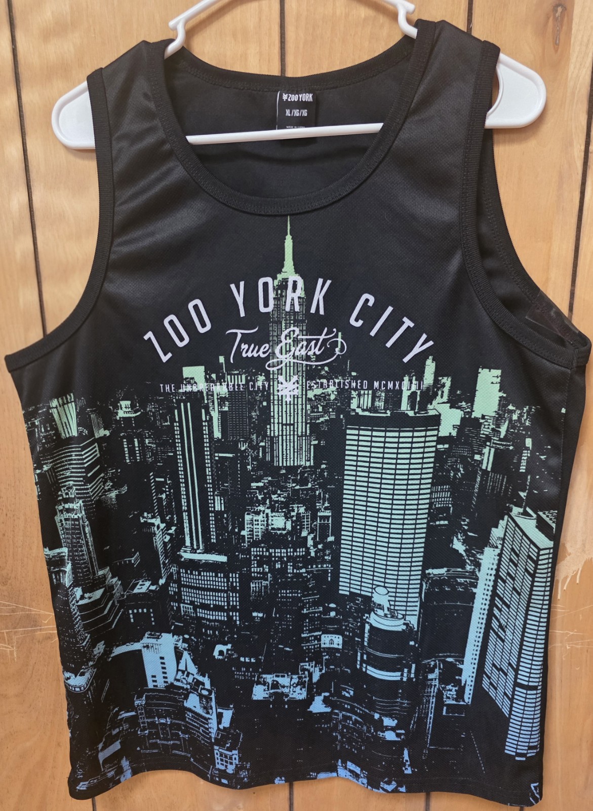 Zoo York Men’s Sleeveless Crew Neck T-Shirt City Graphic Logo Black XL