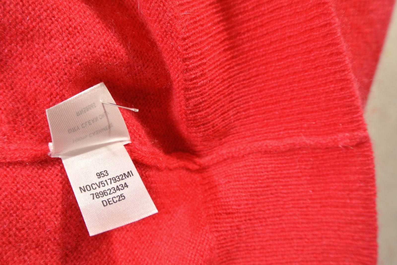 NEW, Nordstrom Cashmere Crewneck Cardigan in Red Sz S #S7570