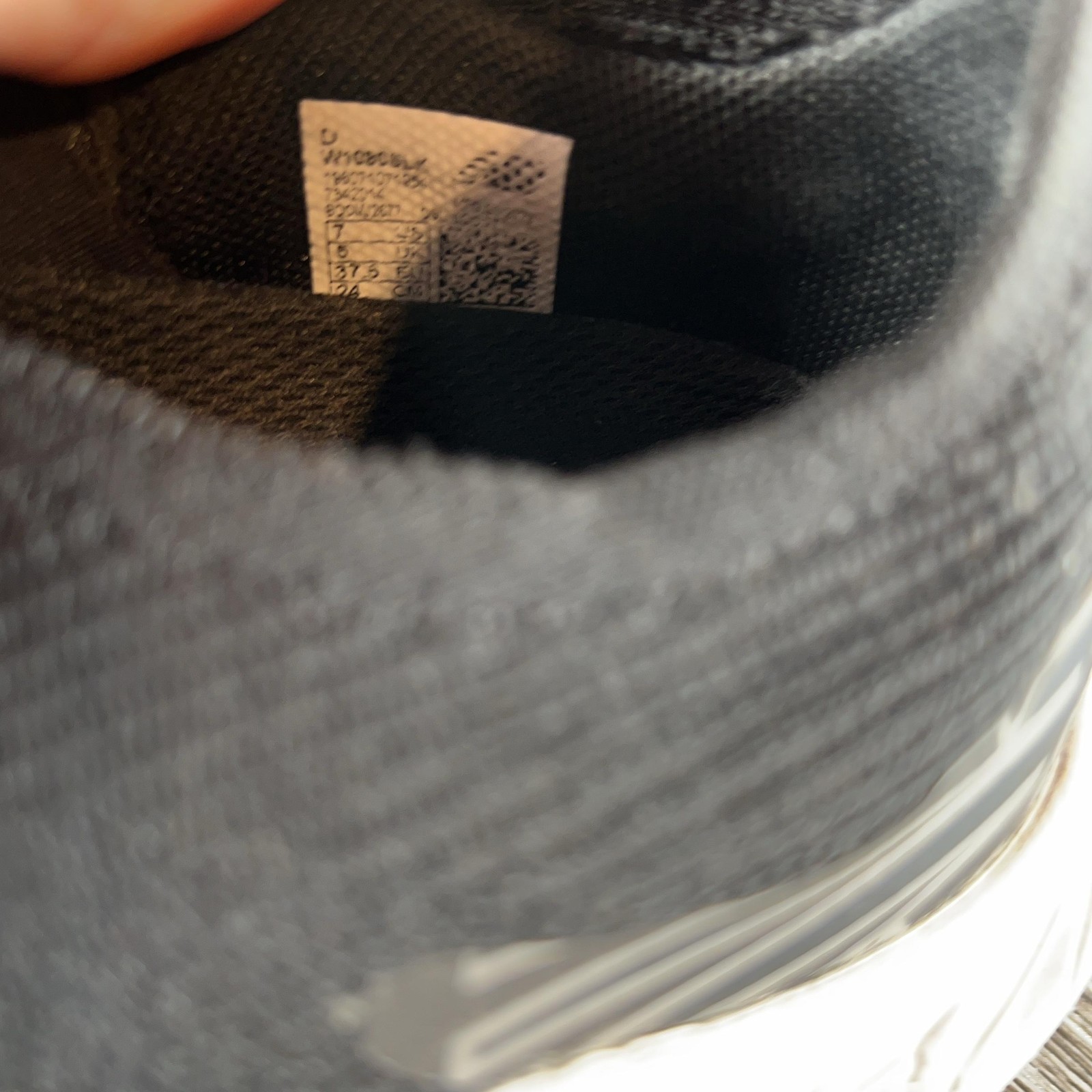 New Balance Fresh Foam 1080 Shoes Womens Size 7 D Black Slip On Running Sneakers