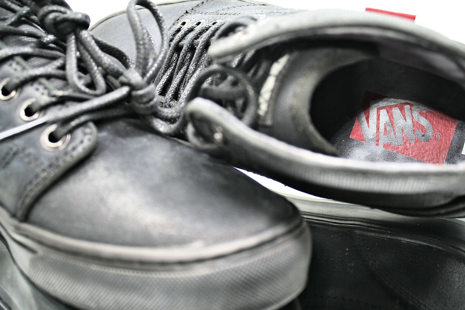 VANS Alomar Bomber Black Sneaker Skate Tennis Shoes Mens Size US 6.5 VN000VNBHXR