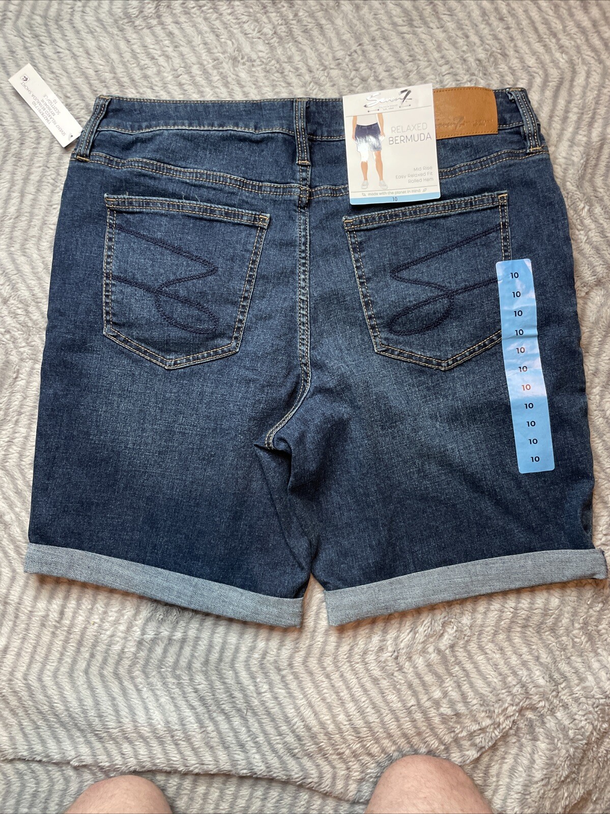 Seven7 Ladies Easy Relaxed Mid Rise Cuffed Hem 8.5″ Inseam Bermuda Short Sz 10