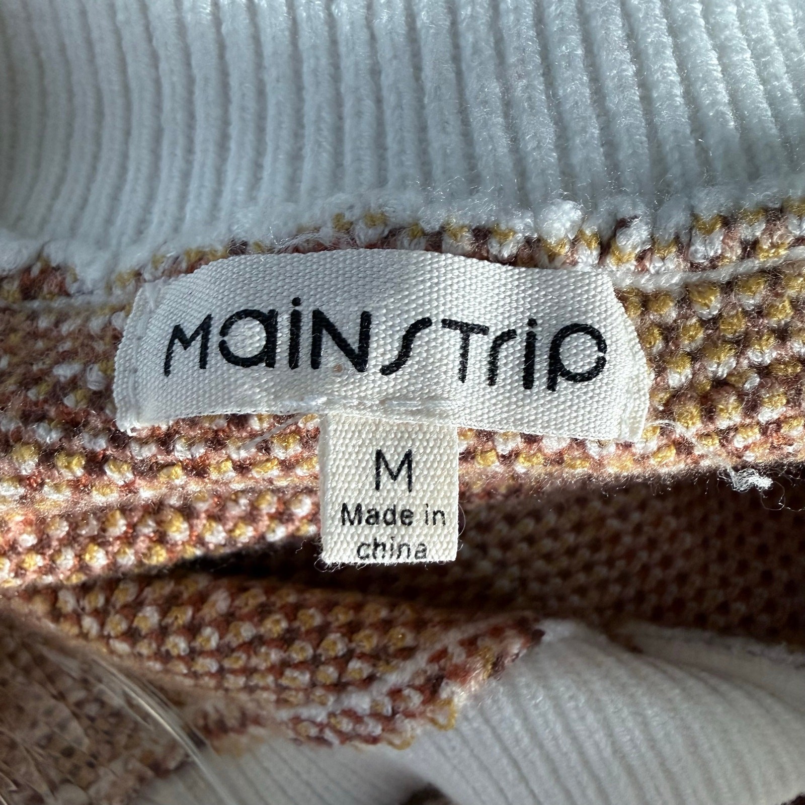 Main Strip Retro Knit Sweater Floral Size Medium Boho