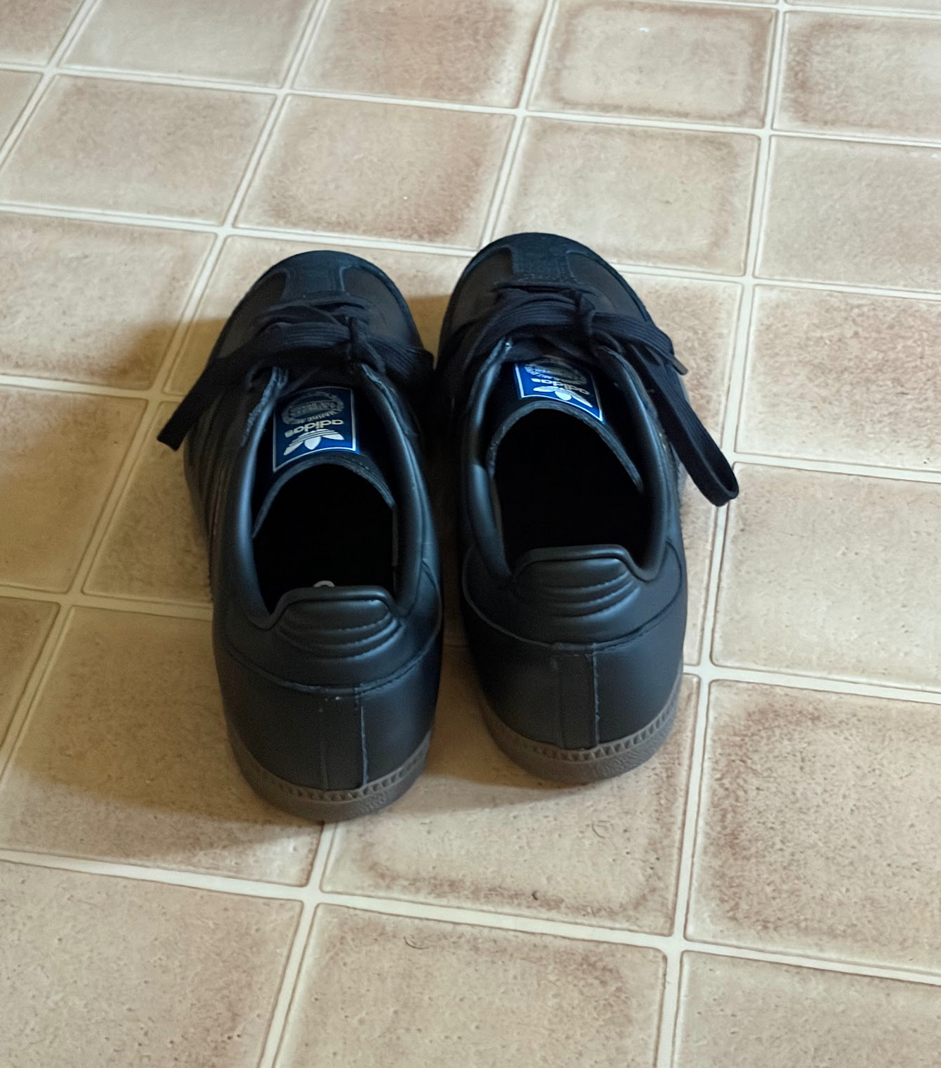 SAMBA OG SHOES Core Black / Core Black / Gum, M 7 / W 8