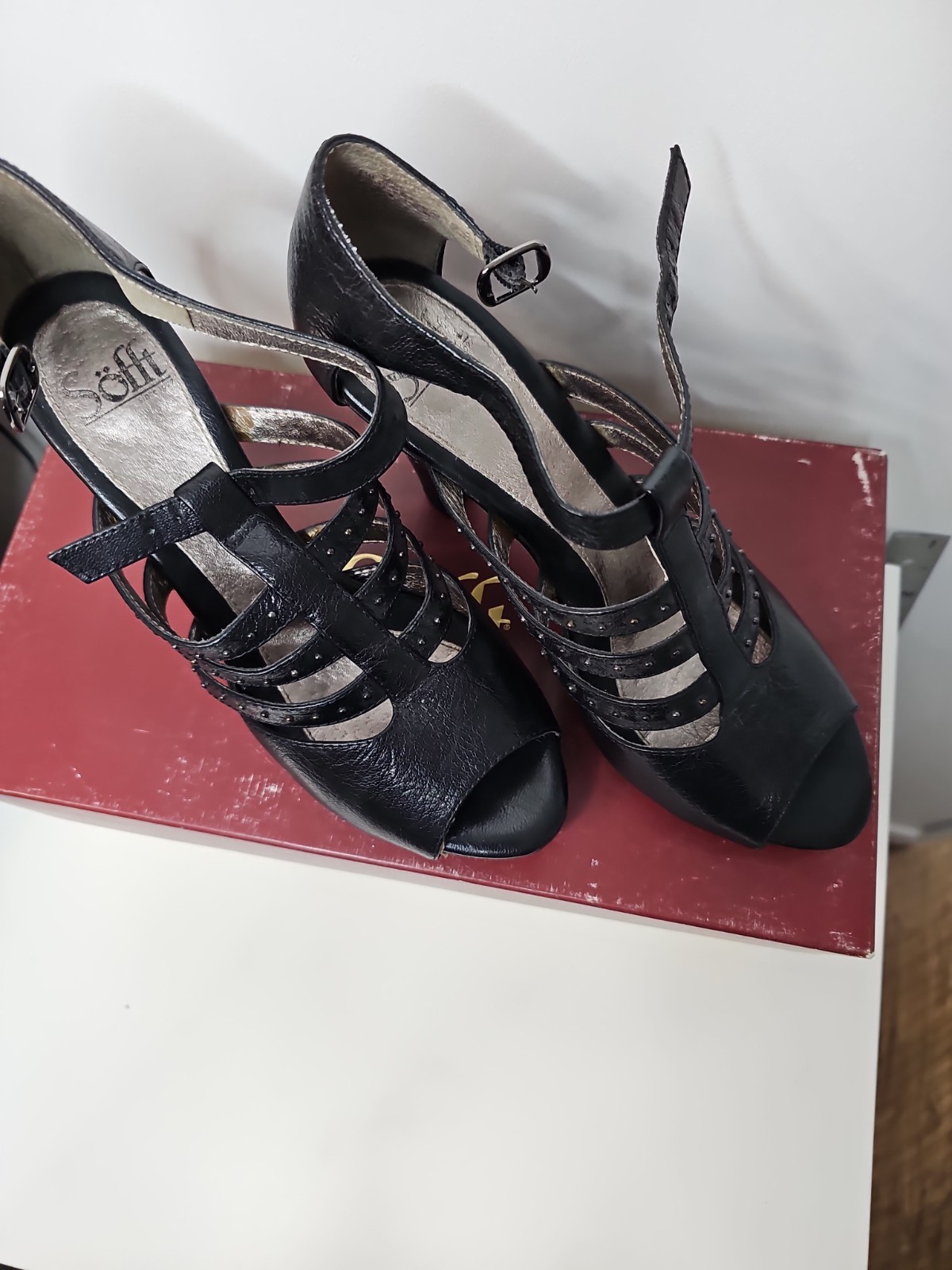 Sofft Rialto Black Strappy Open Toe Dress Sandals Women’s Size 8.5 NIB