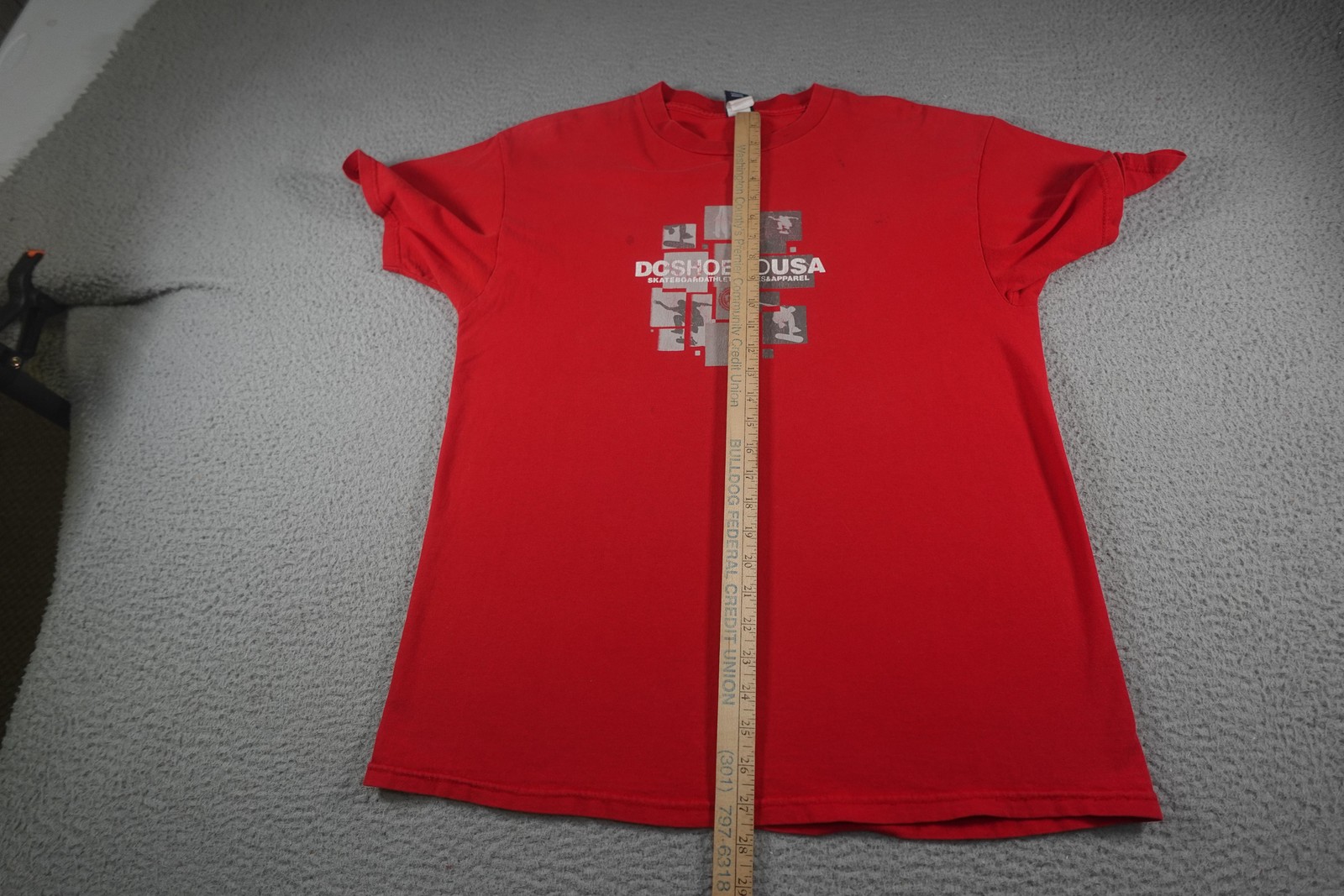 Y2K DC Skater Shirt Mens Large Red Skateboarding Streetwear Rap Hip Hop Urban