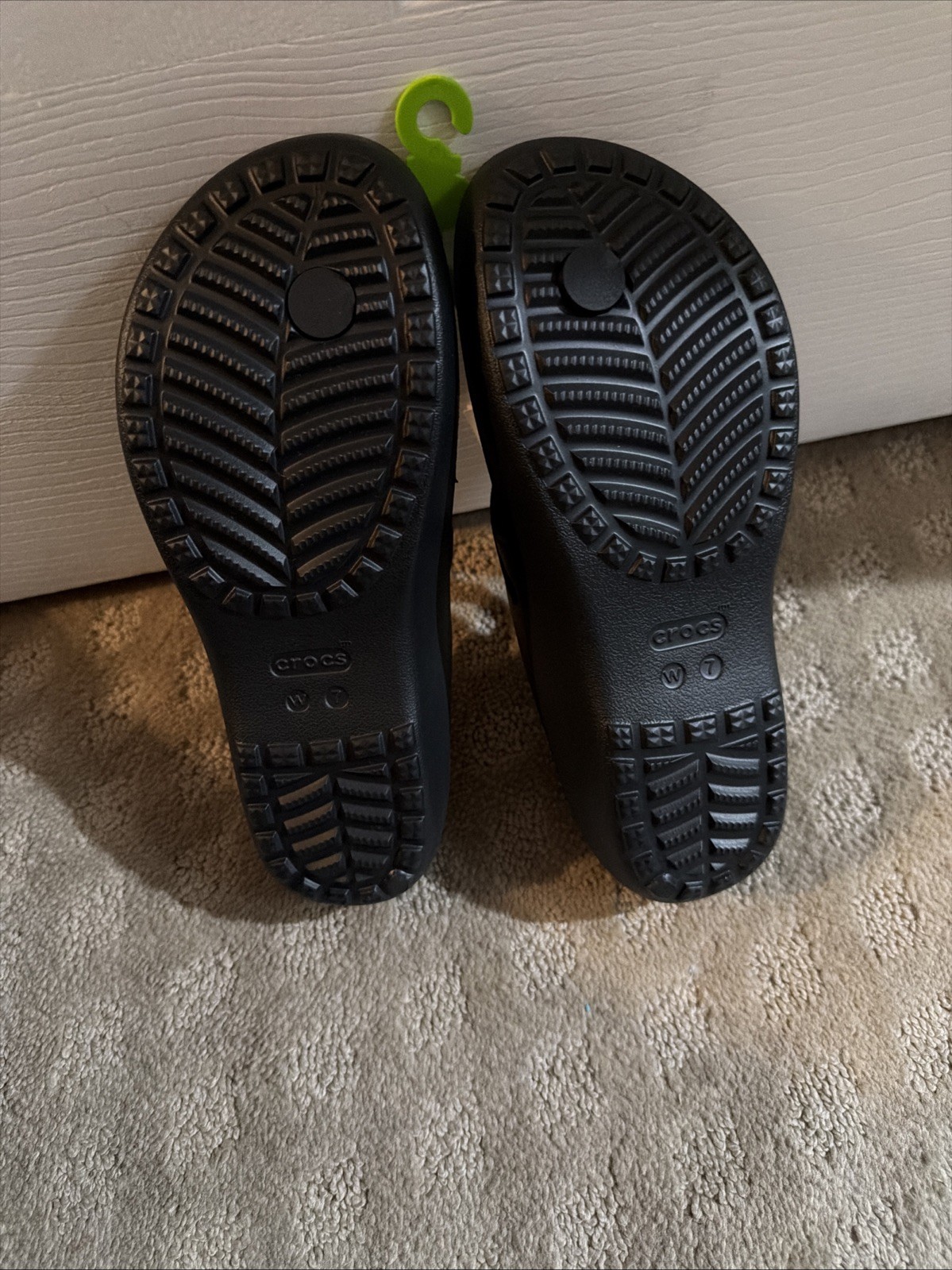 Crocs Kadee Wedge Flip Black Flip Flop Sandals. Sz 7. NWT!