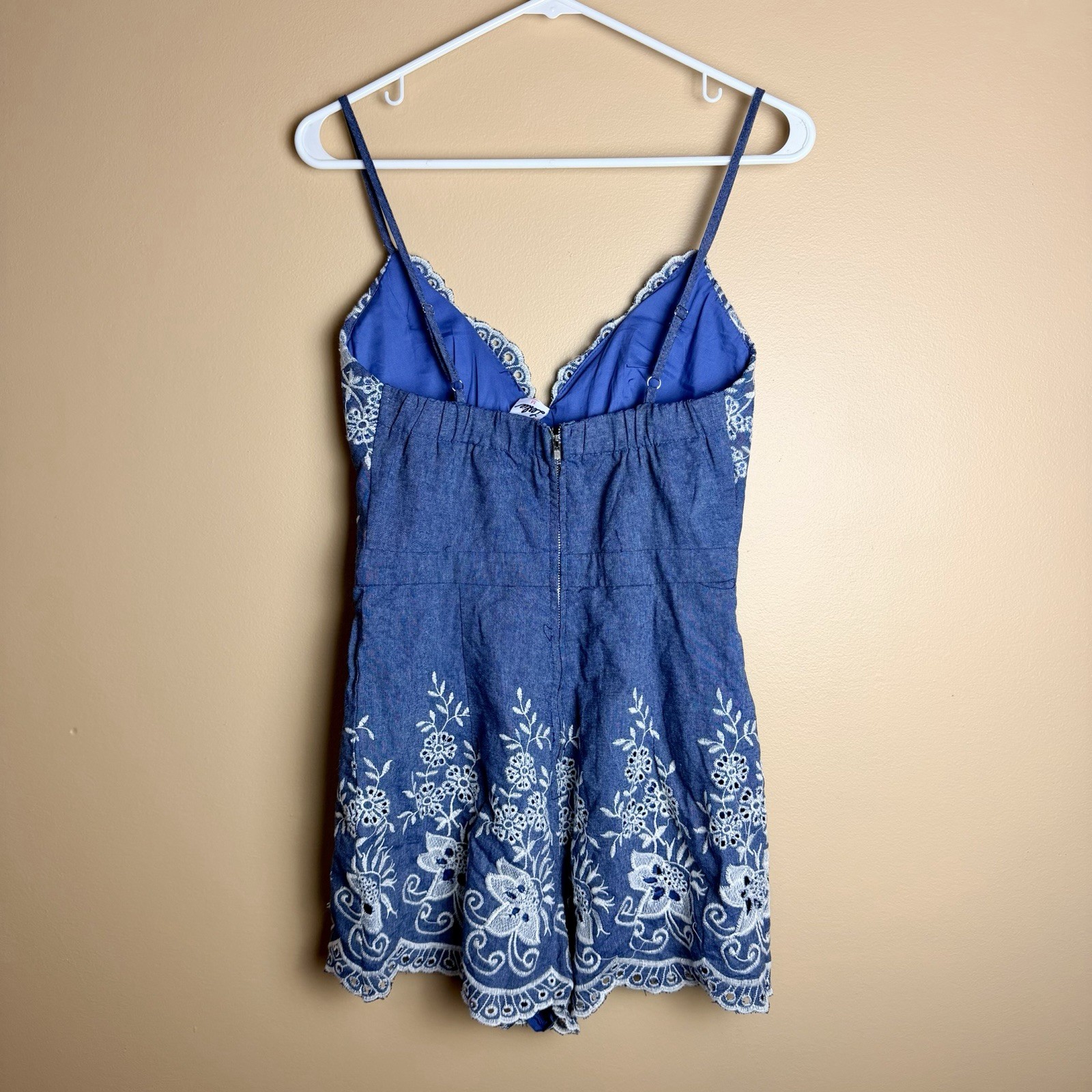 Selfie Leslie Forever 21 Lace Embroidered Denim Romper *new with tags*