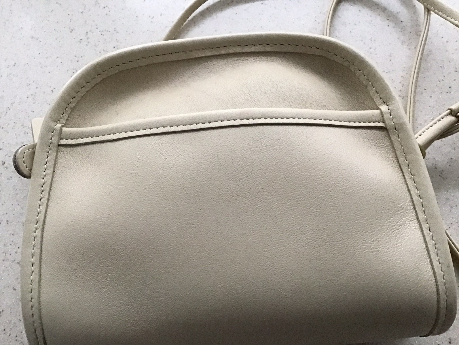 Rare VTG Coach 9017 Cream Leather Abbie Crossbody Shoulder Bag