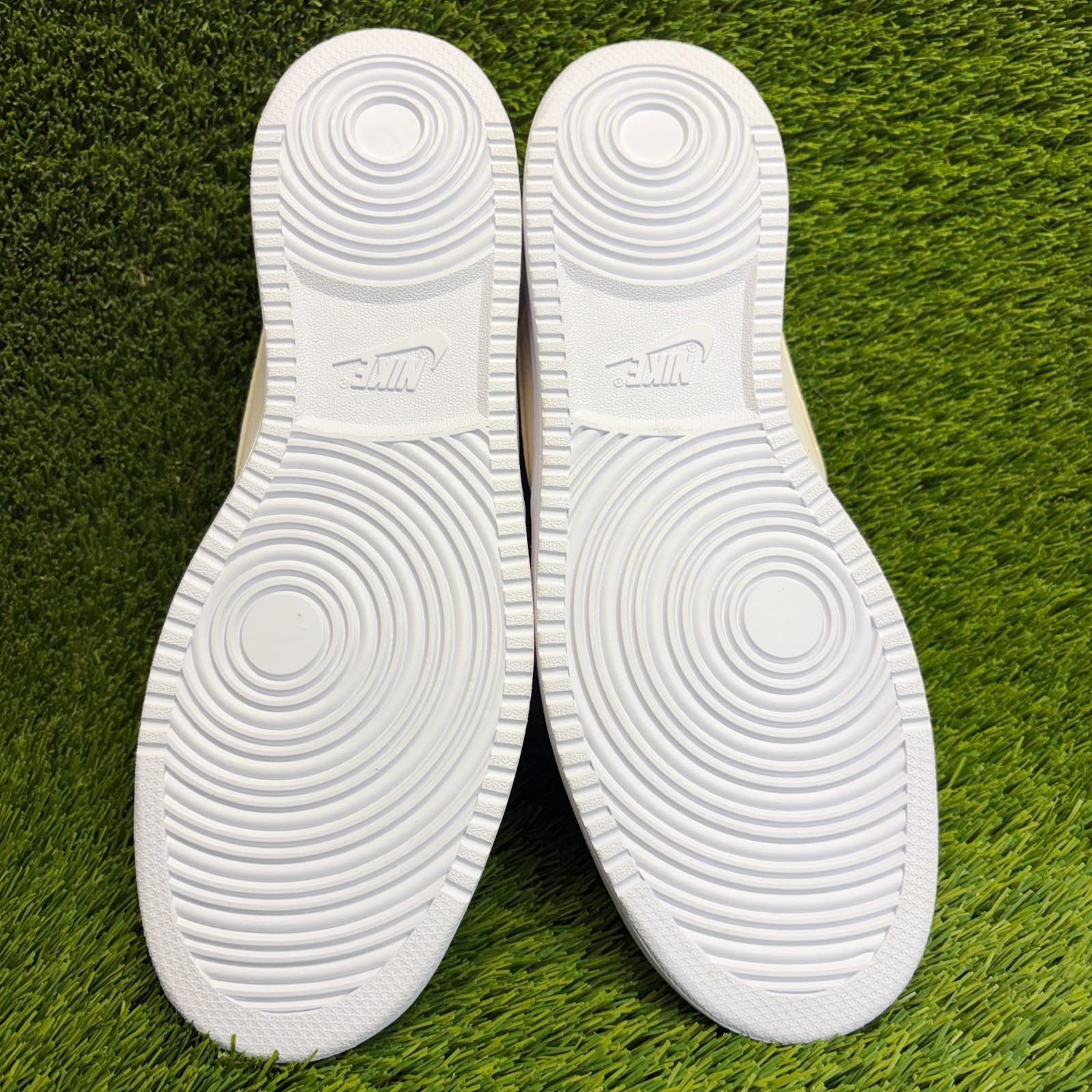 Nike Court Vision Low Men Size 15 White Ivory Athletic Leather Shoes Sneakers