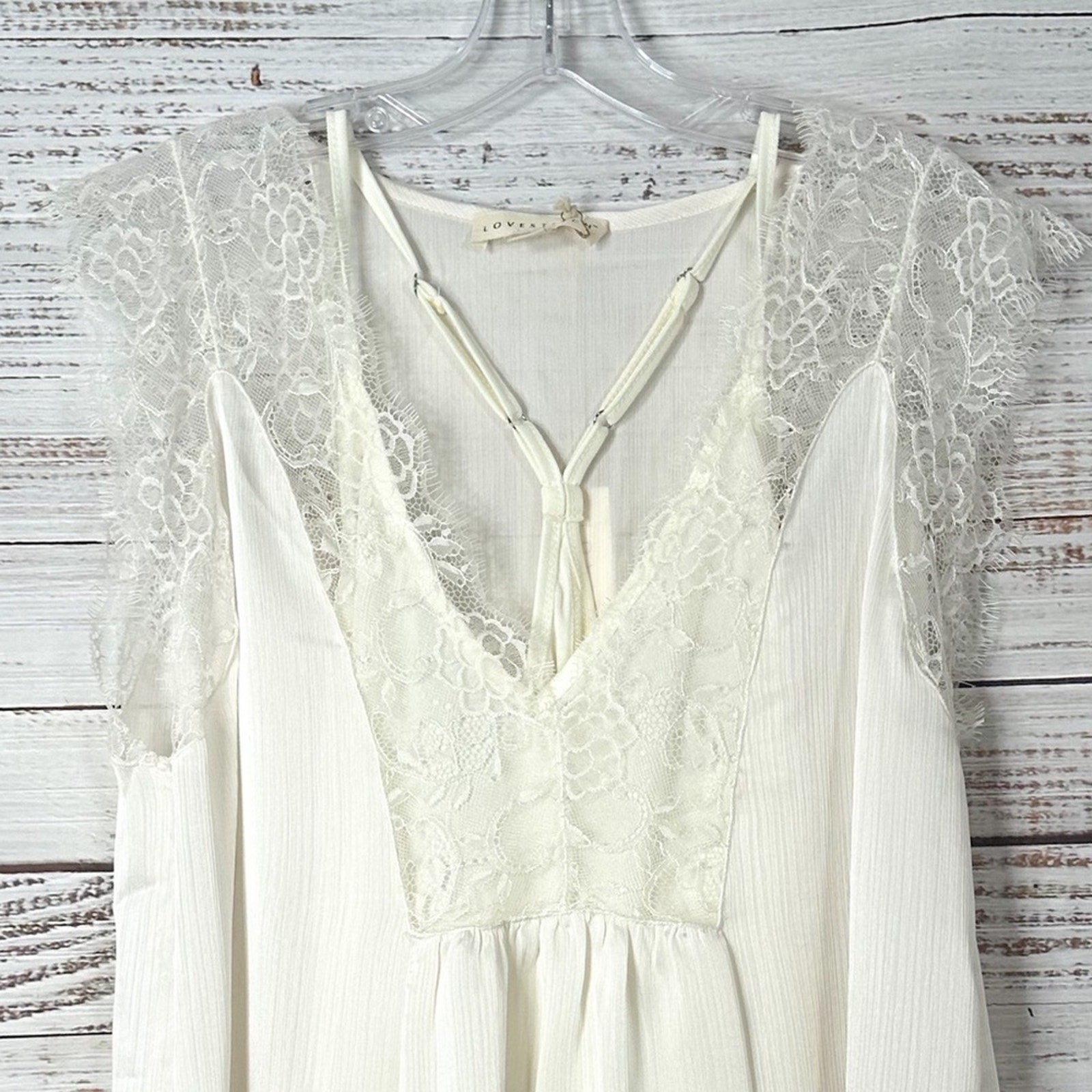 NEW with tags Lovestitch Ivory Kaylee Lace and Satin Blouse, NWT, Size Small