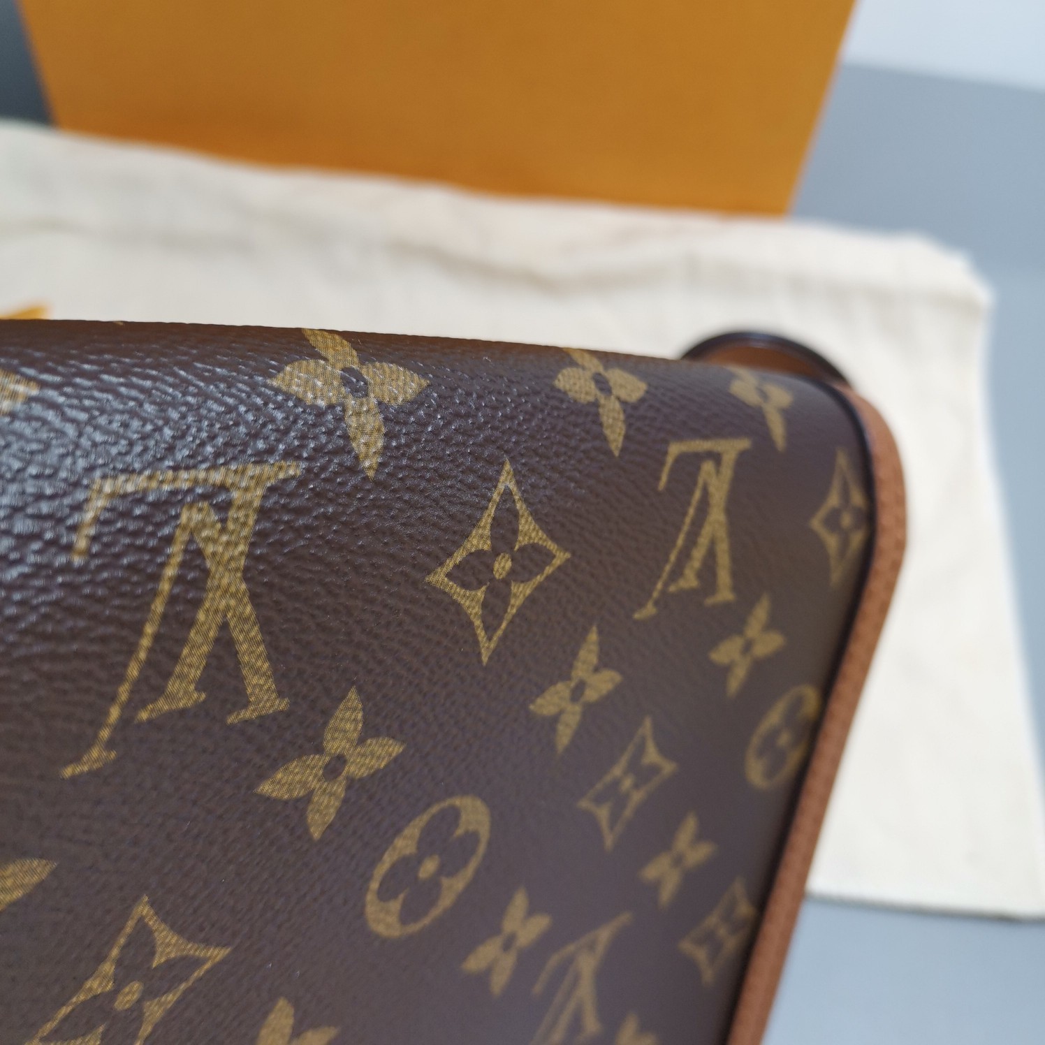 LOUIS VUITTON Dauphine Bag crossbody, and shoulder bag, mini size
