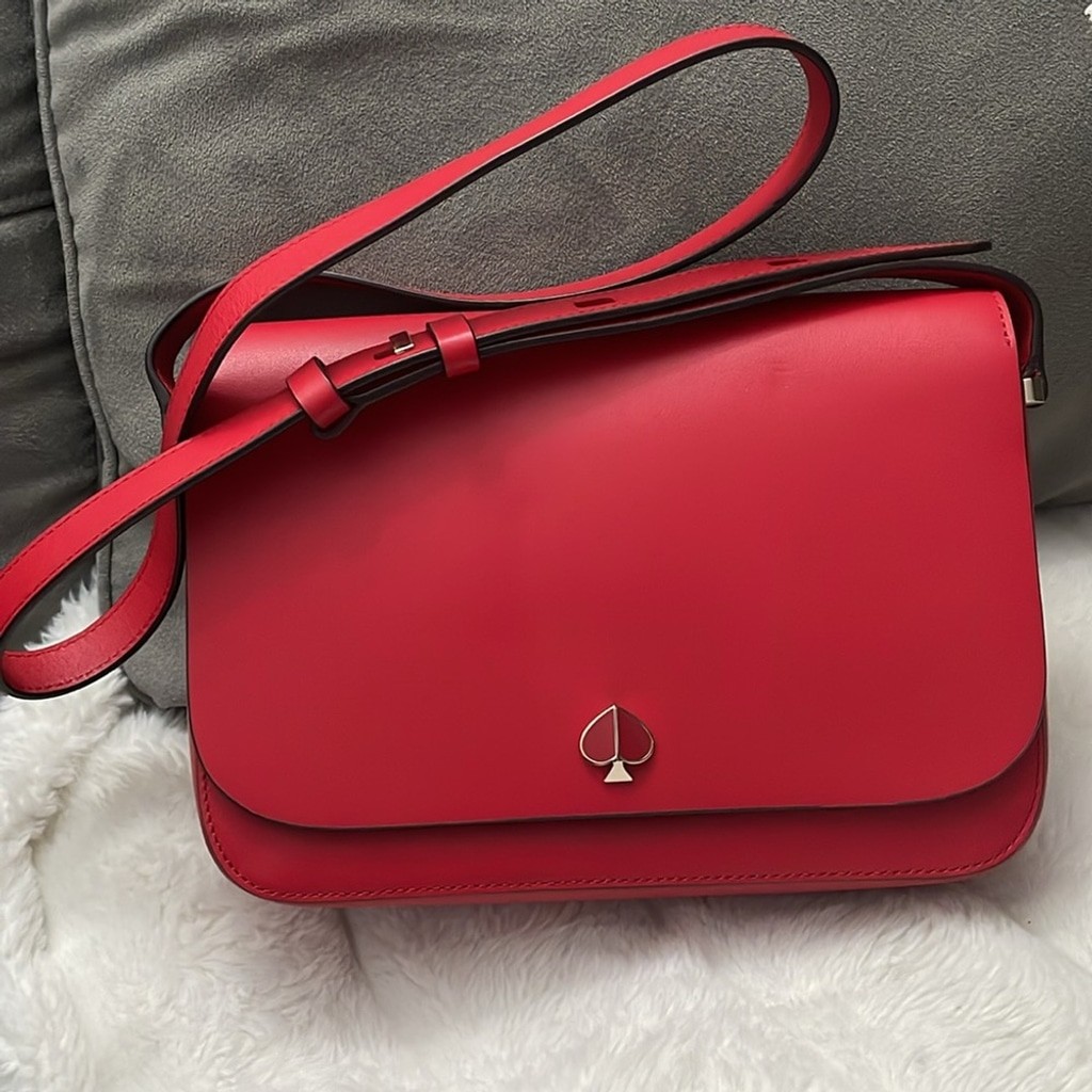 Leather handbag Kate Spade Red in Leather New without tags.