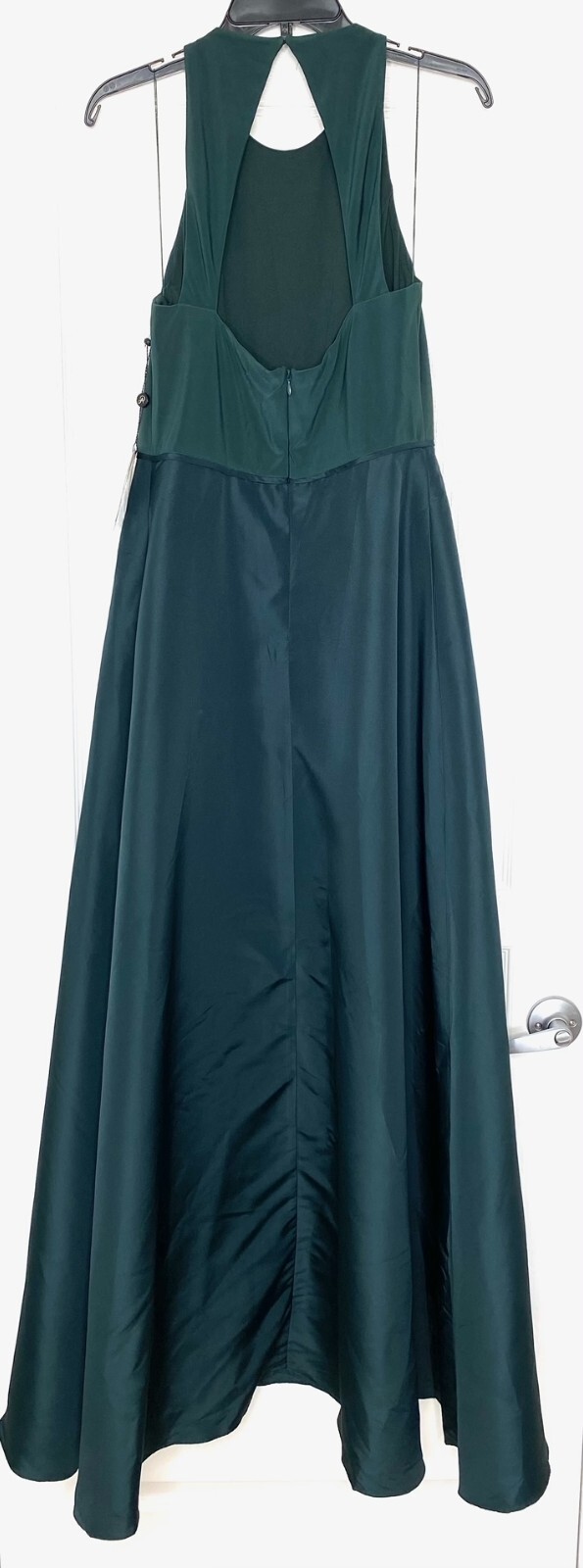 ADRIANNA PAPELL Dusty Emerald Open Back Halter Taffeta Skirt Maxi Gown Dress 8 M