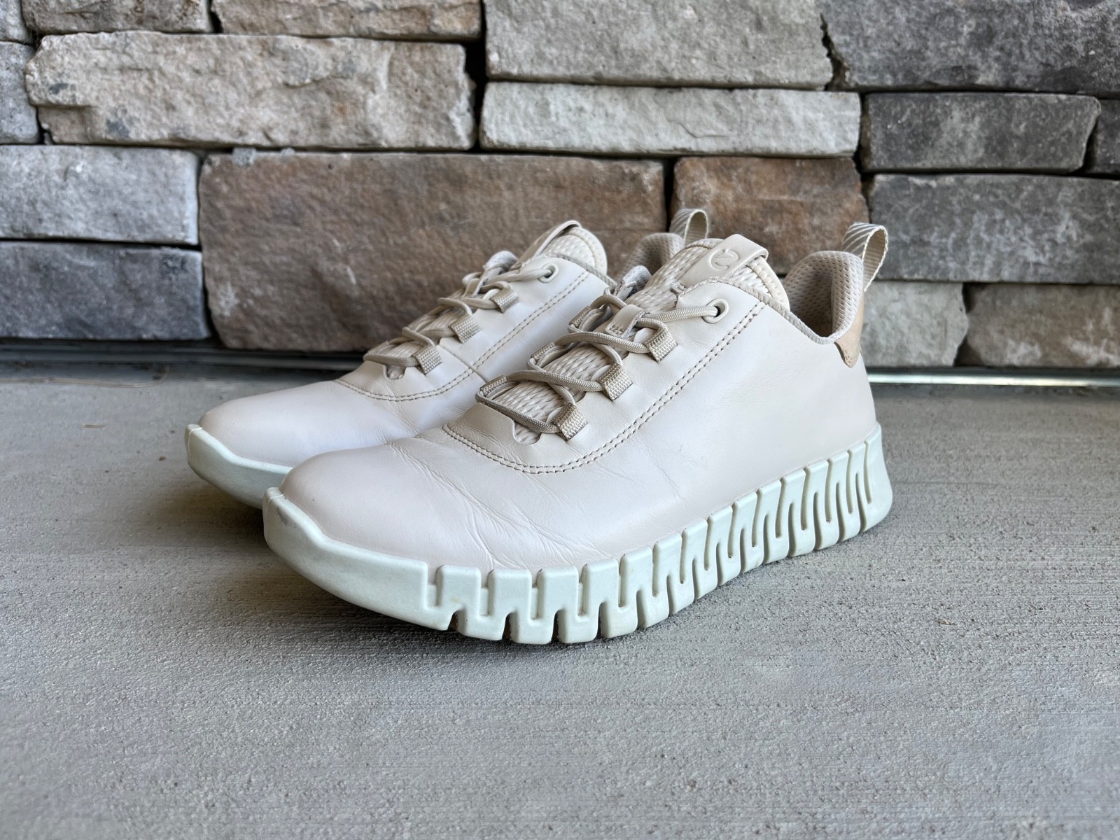 Ecco Gruuve women’s shoes size 9
