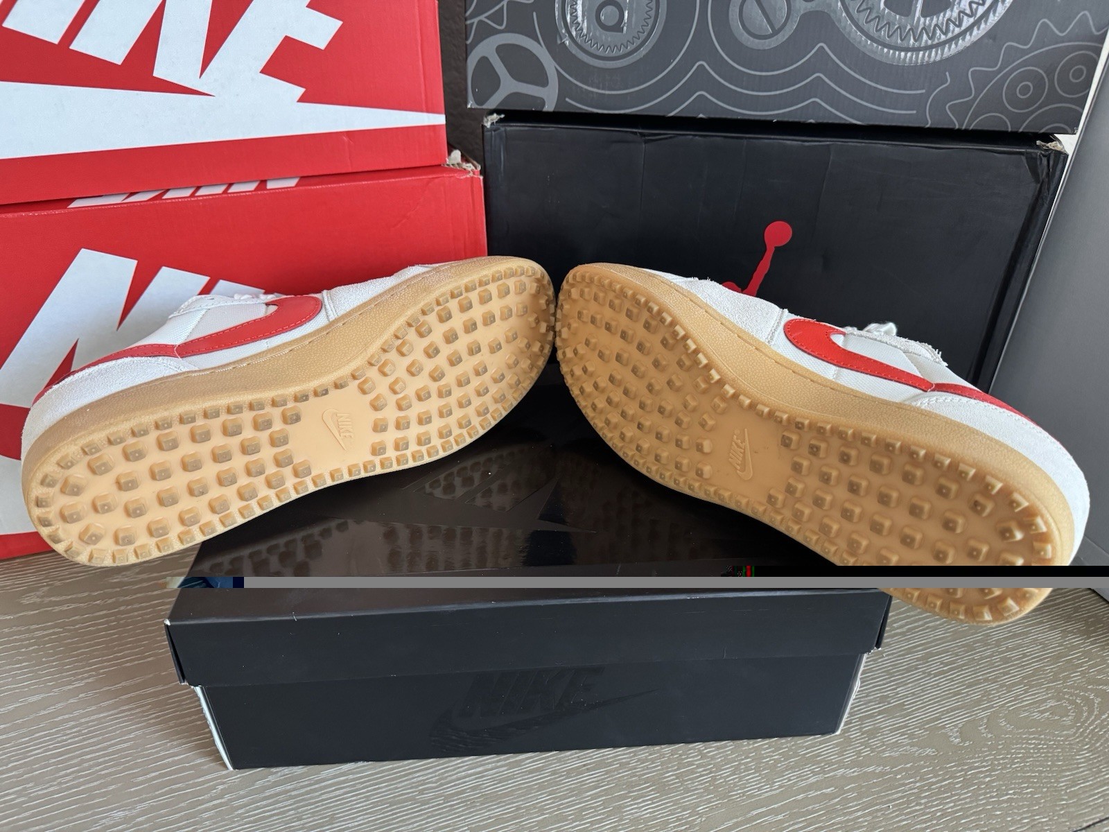 Men’s Nike Field General Pale Ivory/Picante Red Size 11.5 Shoes w/ Original Box
