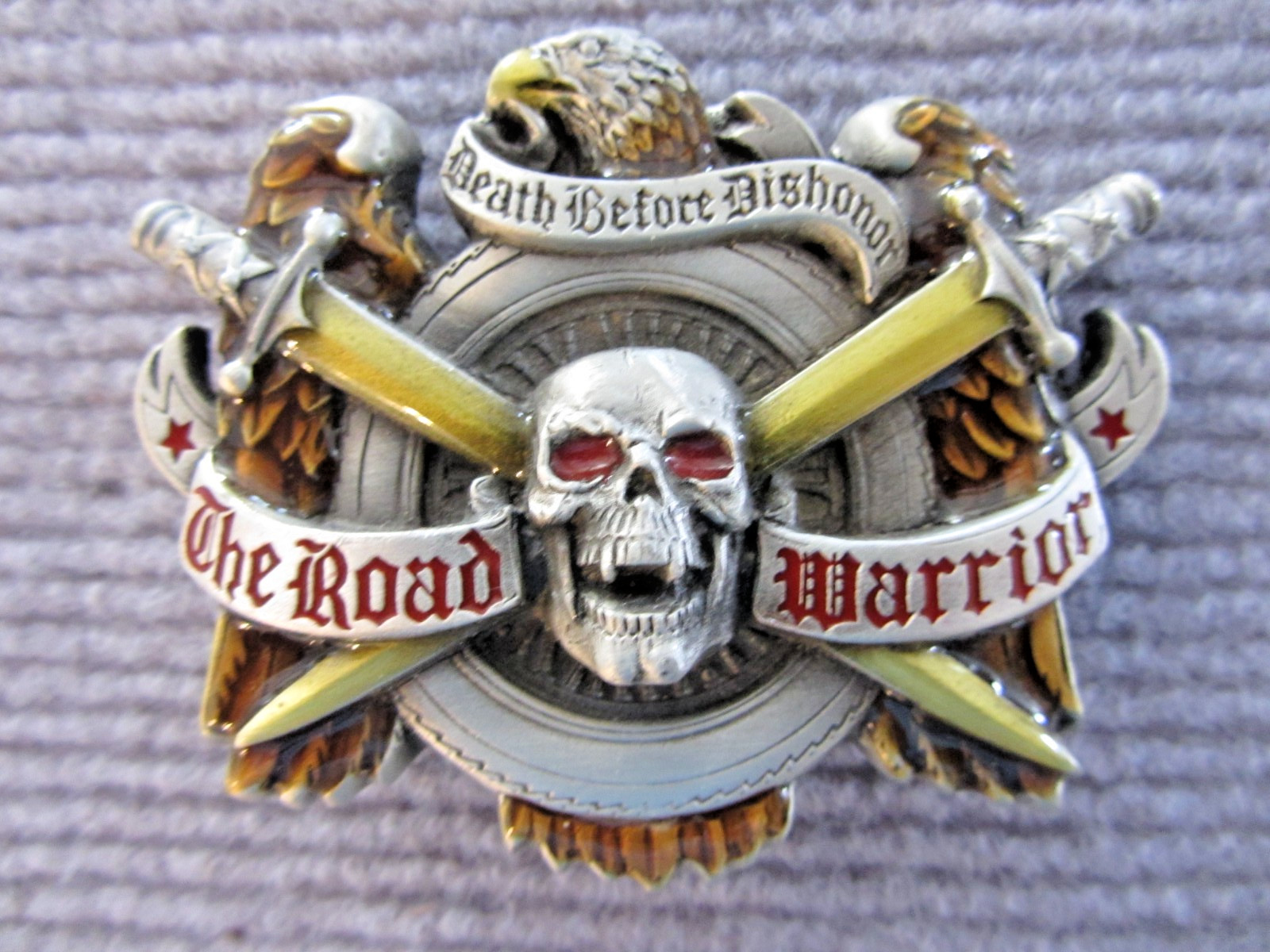 The Road Warrior, Death Before Dishonor Belt Buckle Pewter Skull & Swords 119