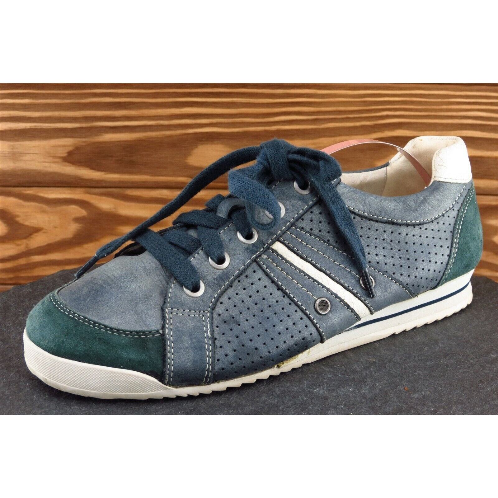 David Tate Women Size 7 M Blue Fashion Sneakers Leather 8601