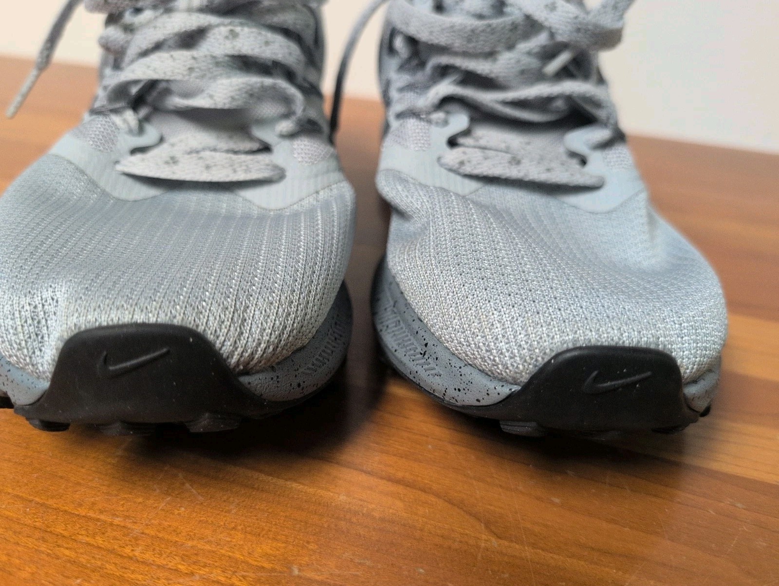 Nike Run Swift SE Athletic Running Shoes Wolf Grey/Black Men 8 Women 9.5
