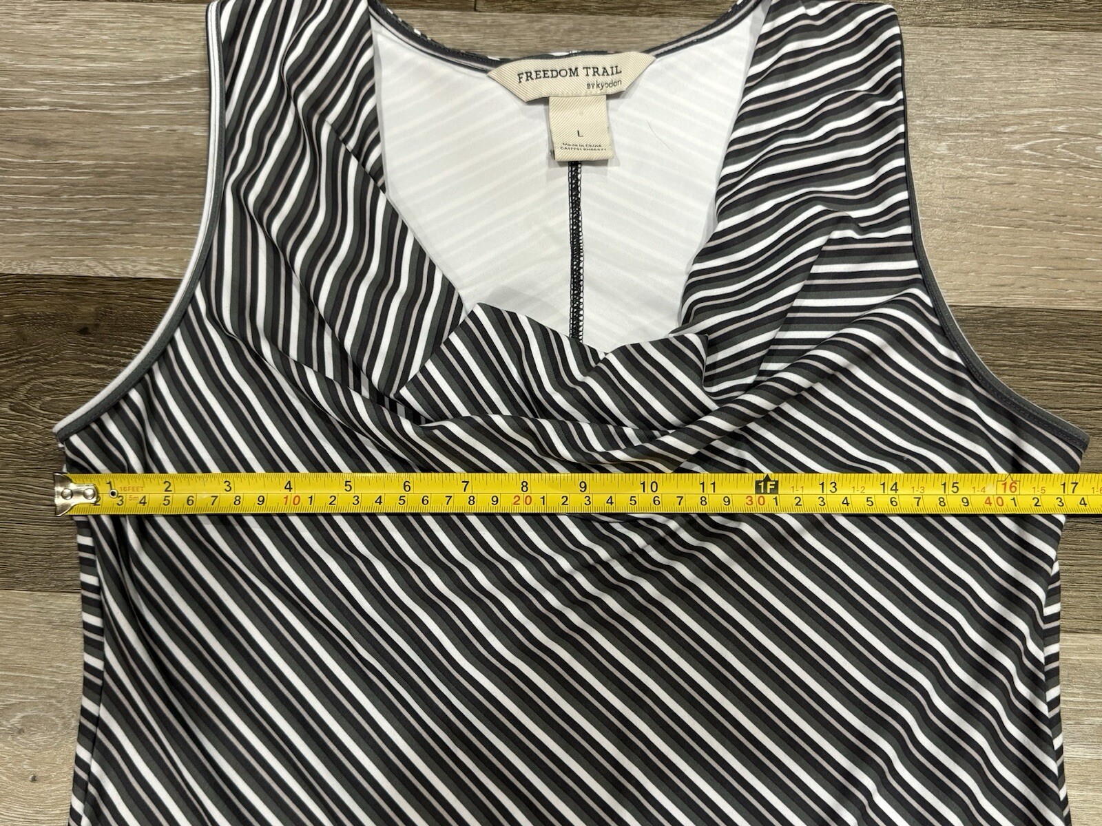 Freedom Trail by Kyodan Sport Active Striped Dress Women’s Sz Large Cowl Neck