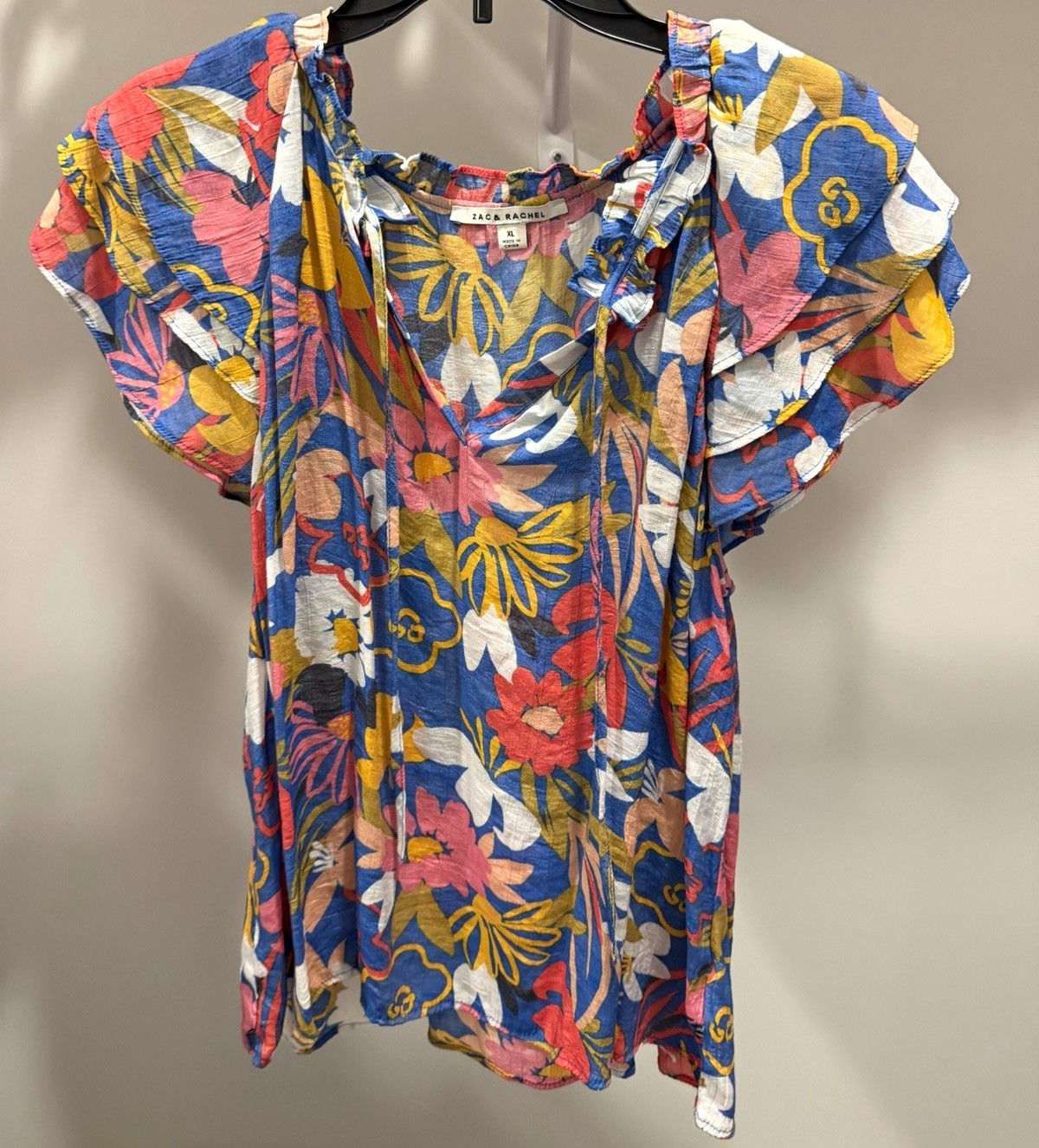 Zac & Rachel Womens XL Blue Floral V-Neck Flutter Short Sleeve Ruffle Blouse