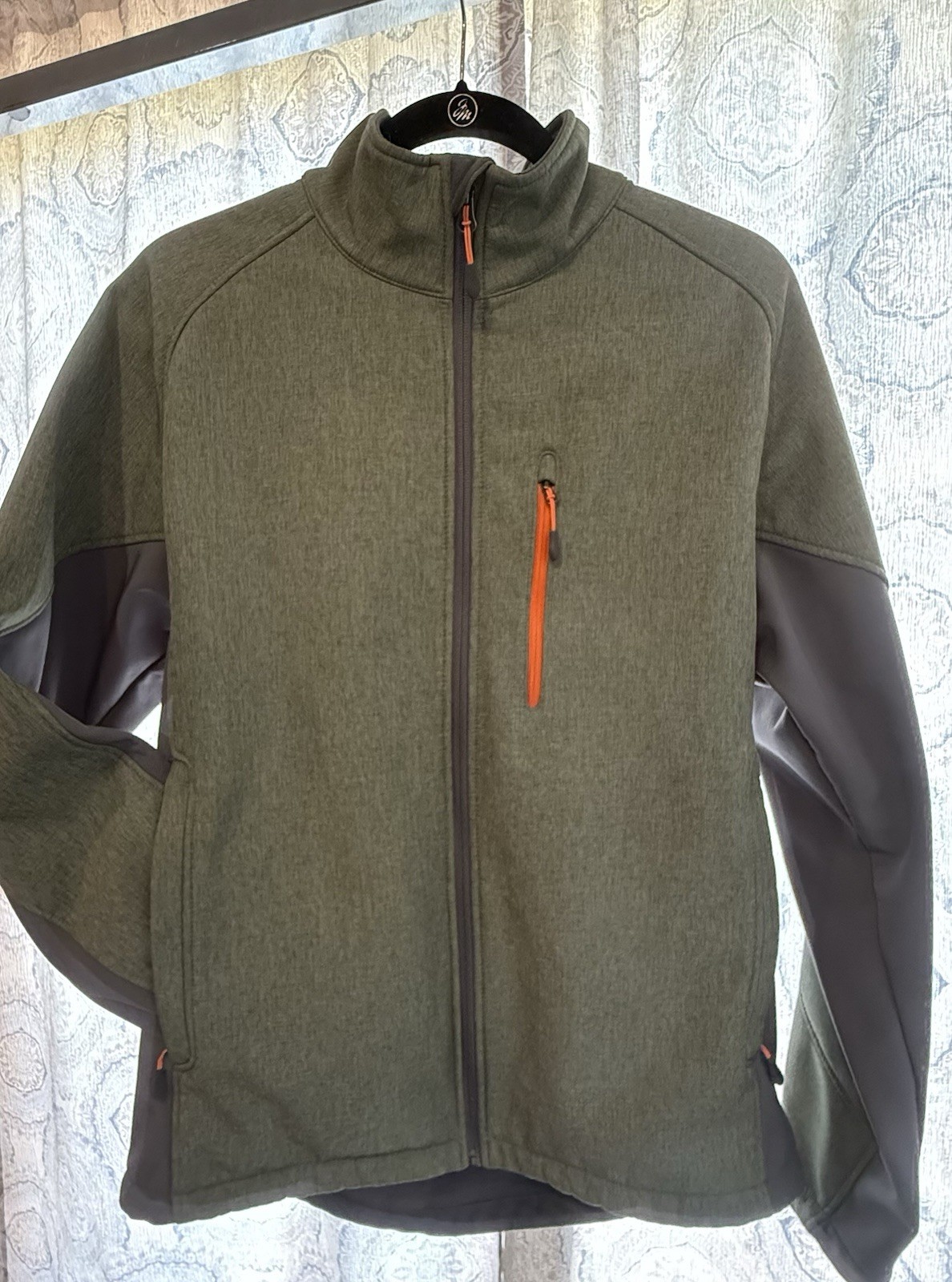 Kirkland Signature Men’s Softshell Full Zip Jacket Stand-Up Collar L Green/Gray
