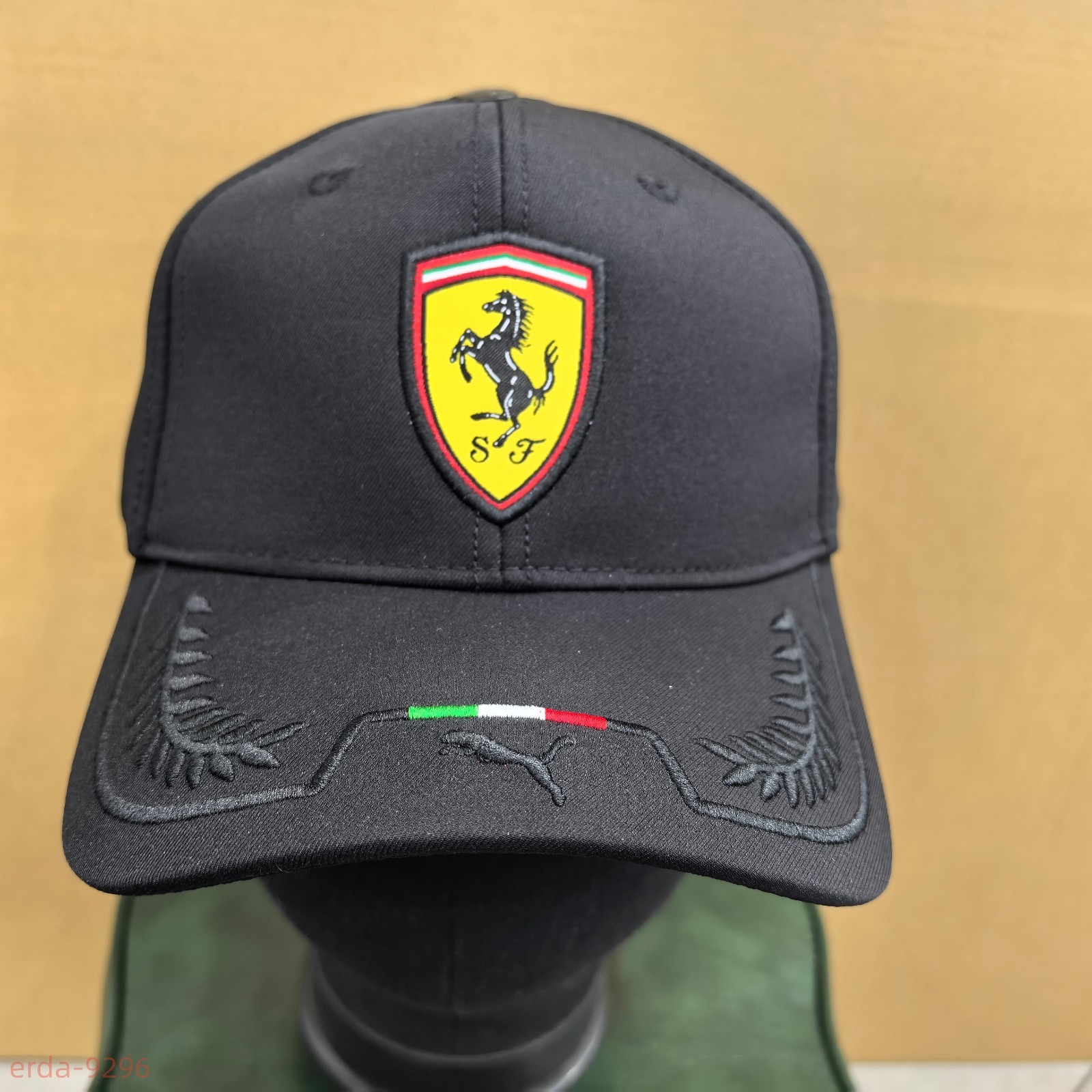 Ferrari classic outdoor sports car logo black baseball cap, adjustable
