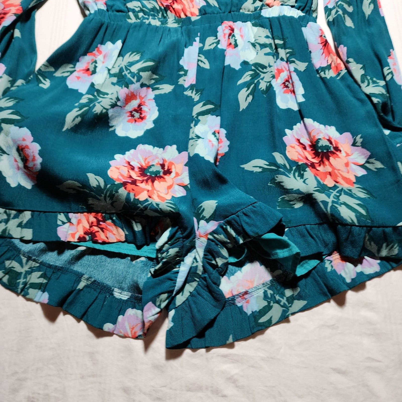 Minkpink Romper Womens Medium Green Pink Floral Short Long Sleeve Ruffles V Neck