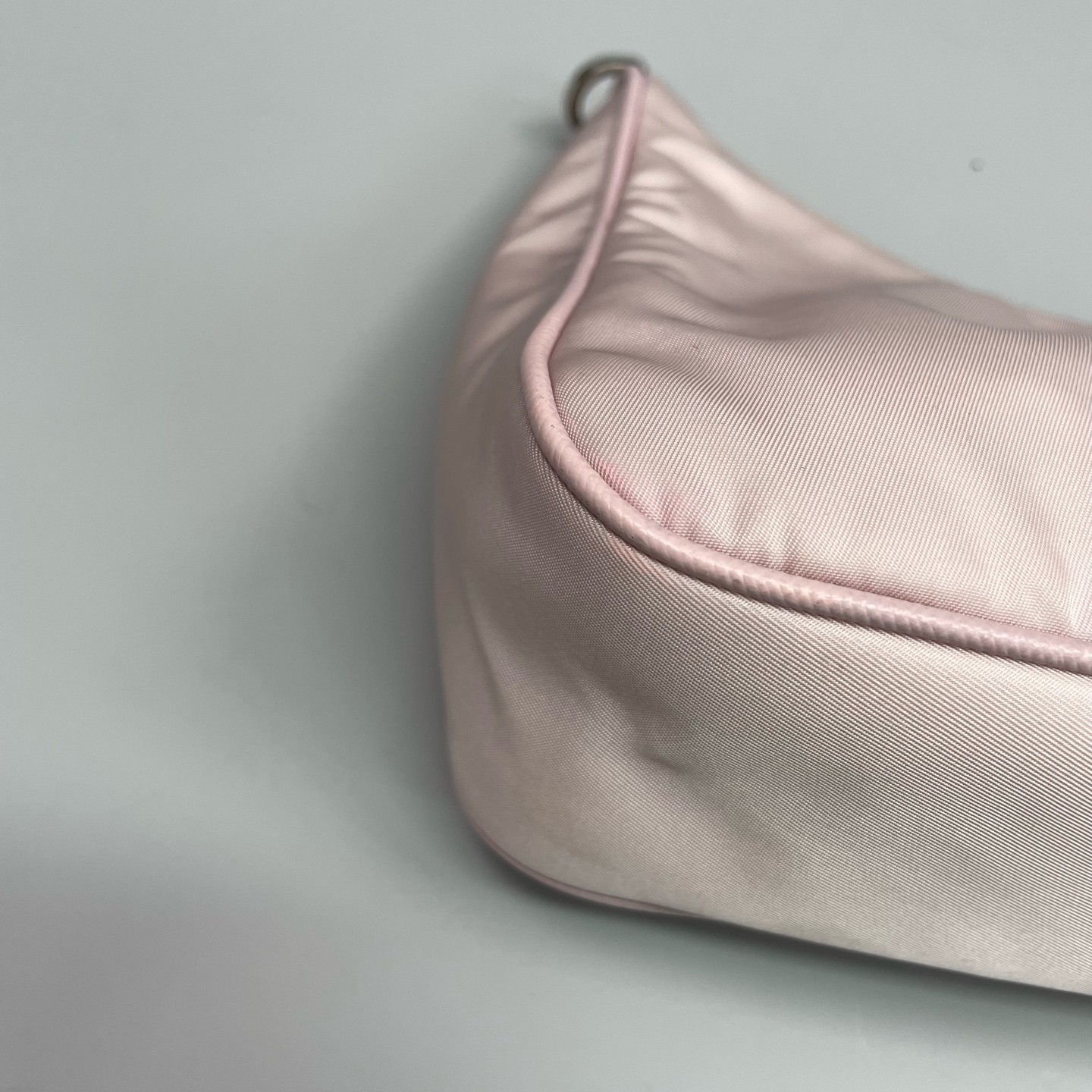 Prada Re-Edition 2005 Hobo Normal Lt Pink Parachute Nylon Crossbody Duty Paid